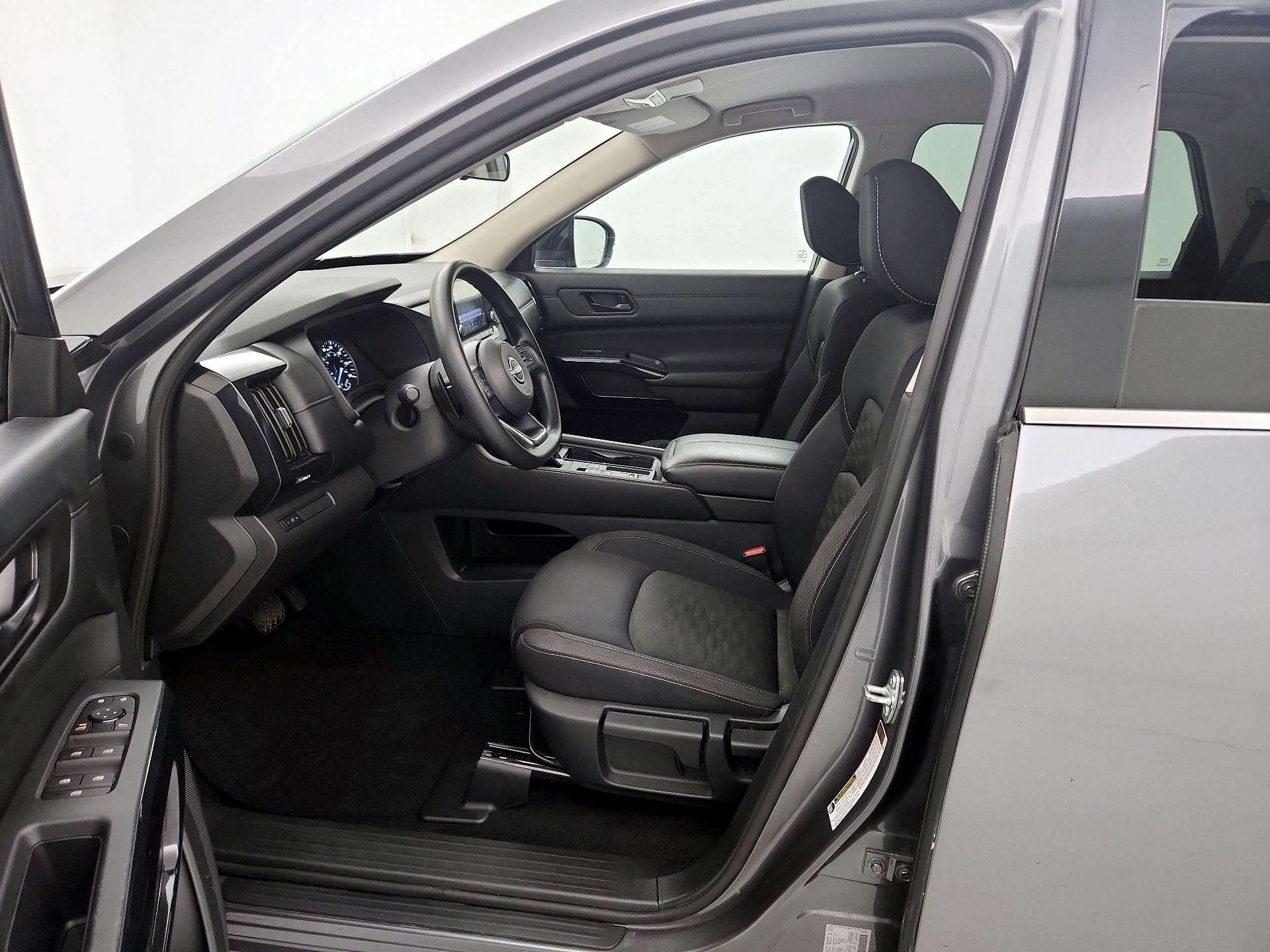 Thumbnail: 2024 Nissan Pathfinder - 11