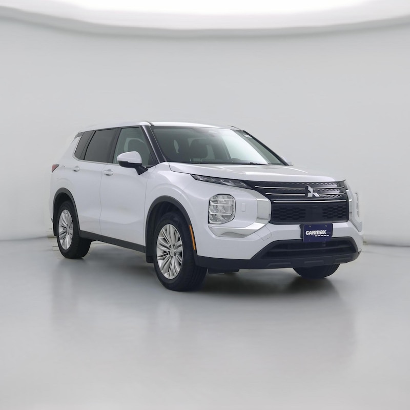 2024 Mitsubishi Outlander ES