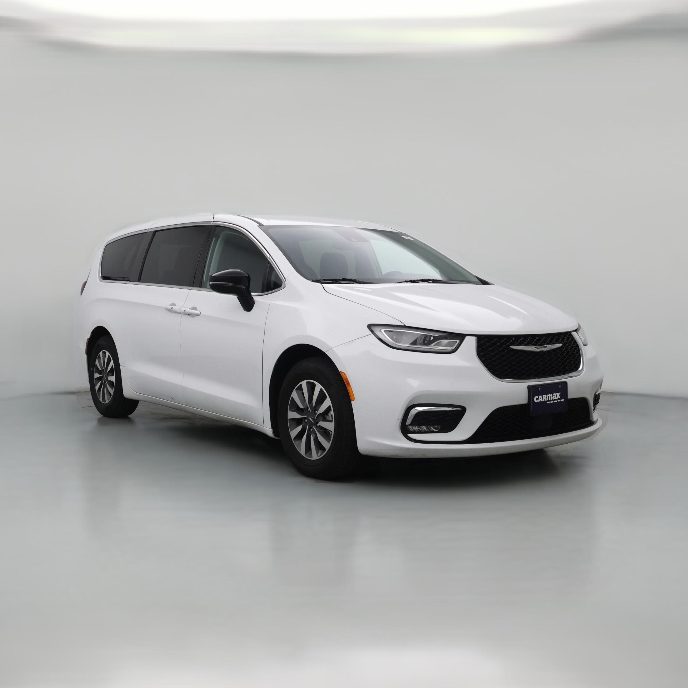 Thumbnail: 2024 Chrysler Pacifica - 1