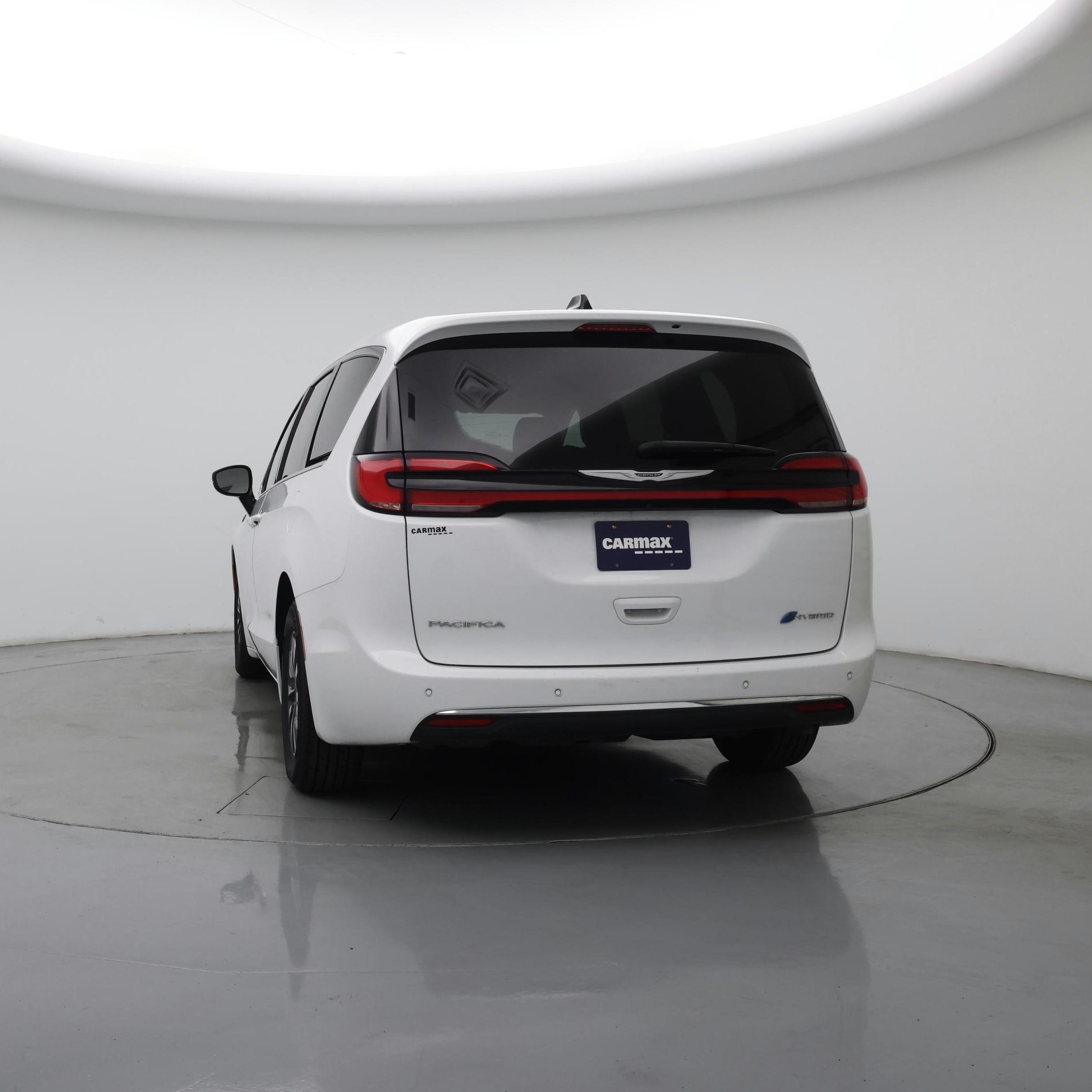 Thumbnail: 2024 Chrysler Pacifica - 6