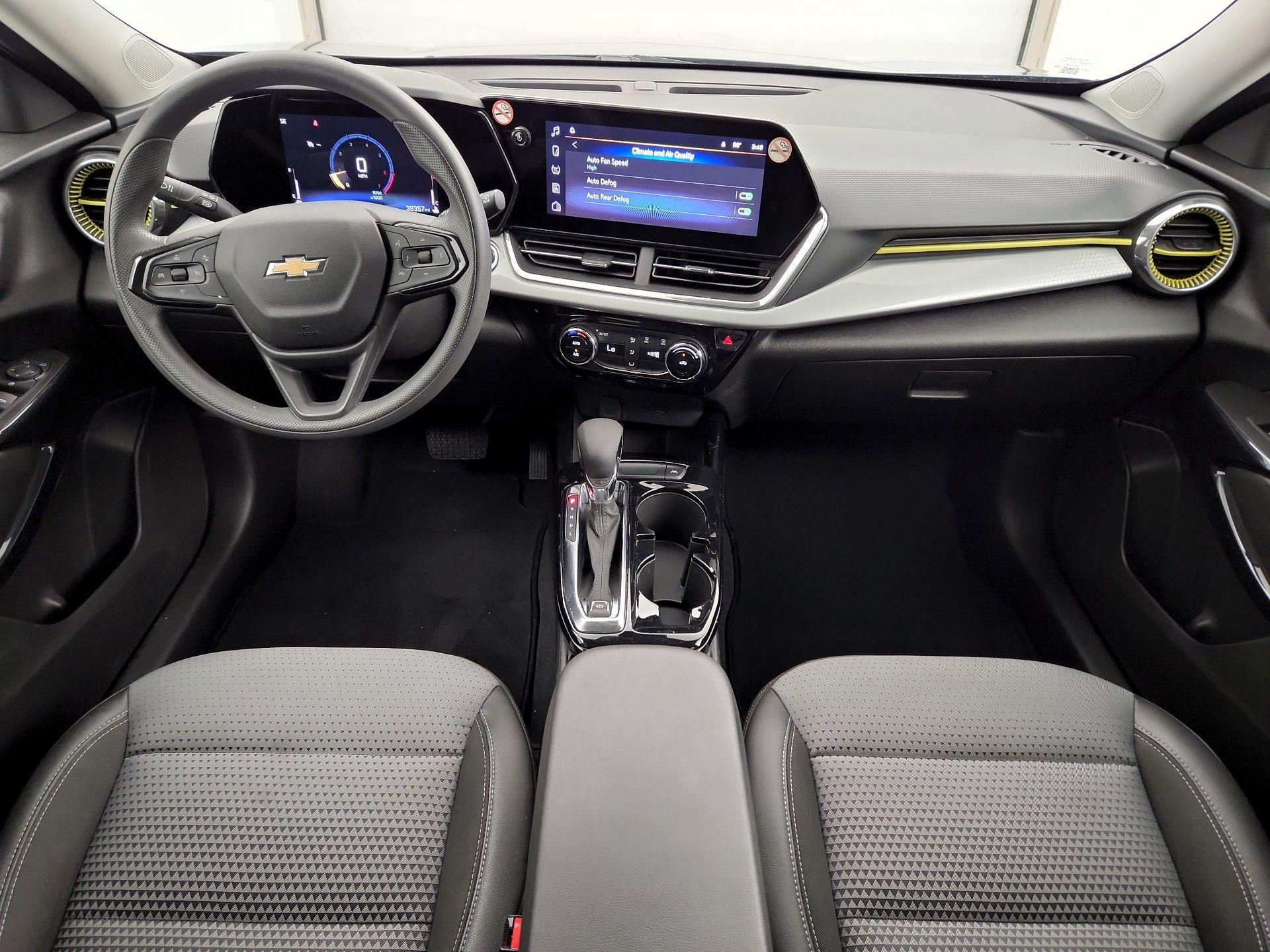 Thumbnail: 2025 Chevrolet Trax - 9