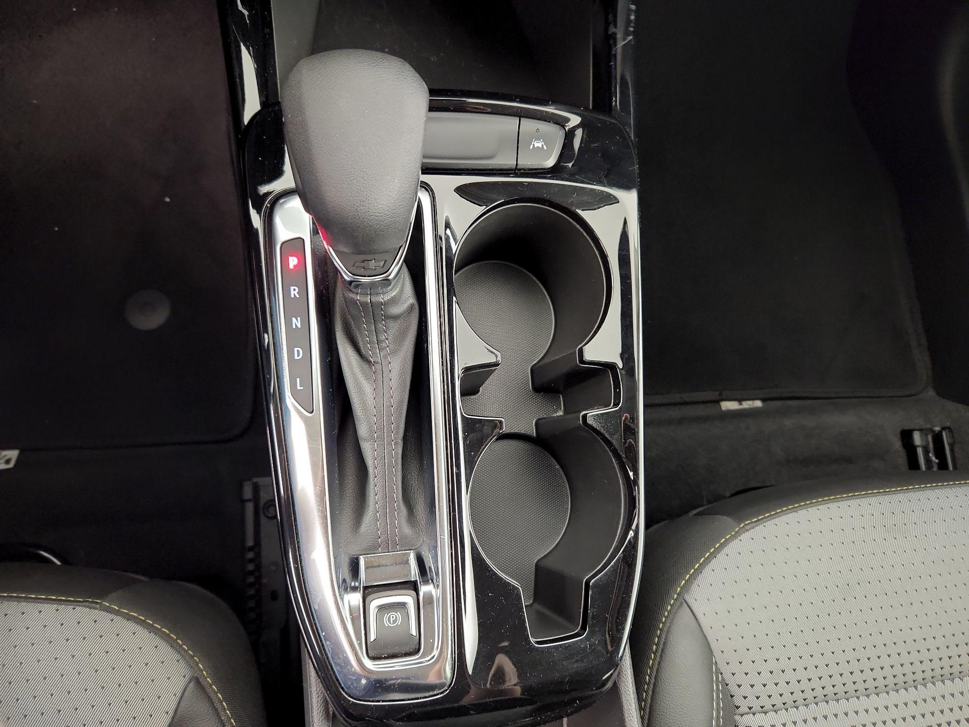 Thumbnail: 2025 Chevrolet Trax - 17