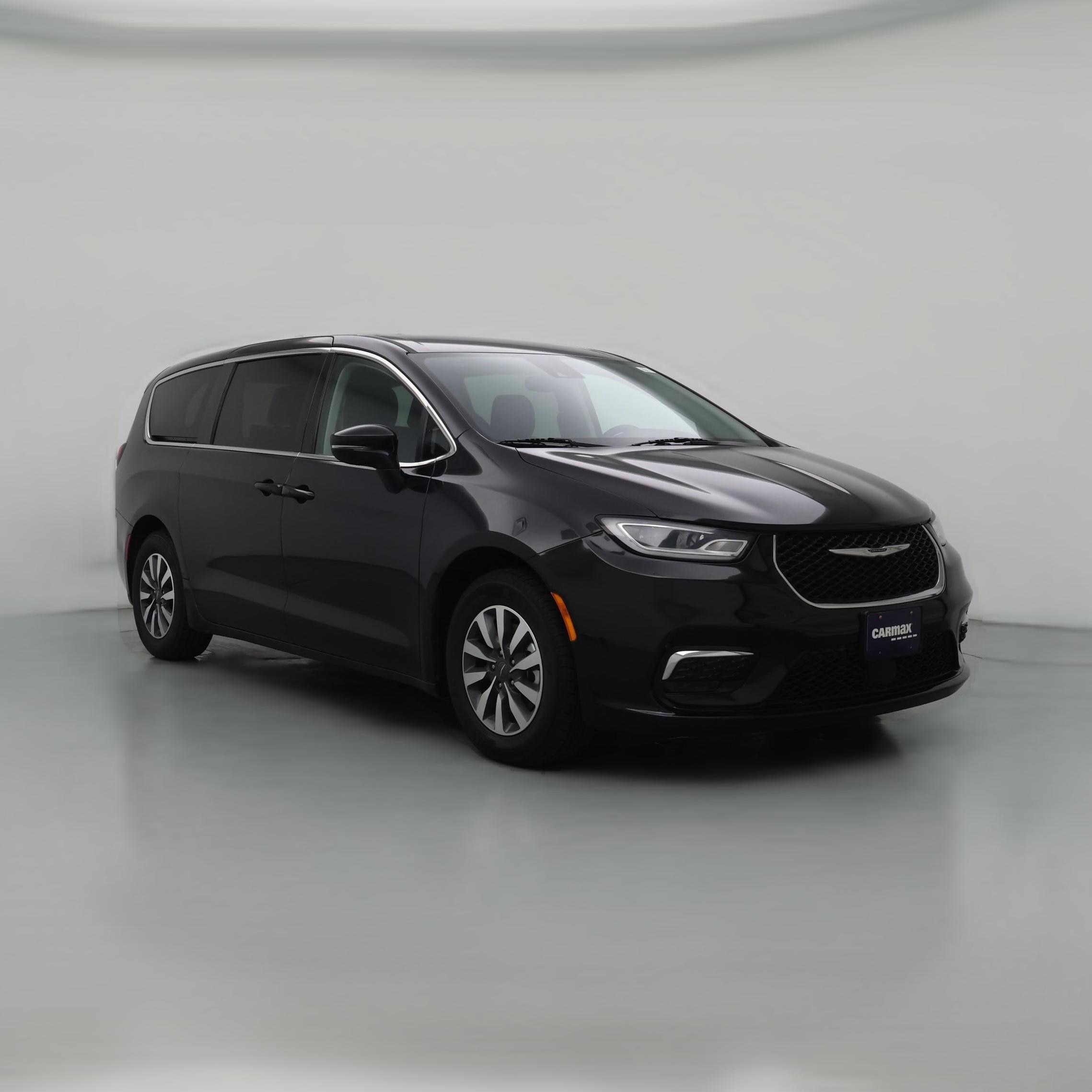 Thumbnail: 2024 Chrysler Pacifica - 1
