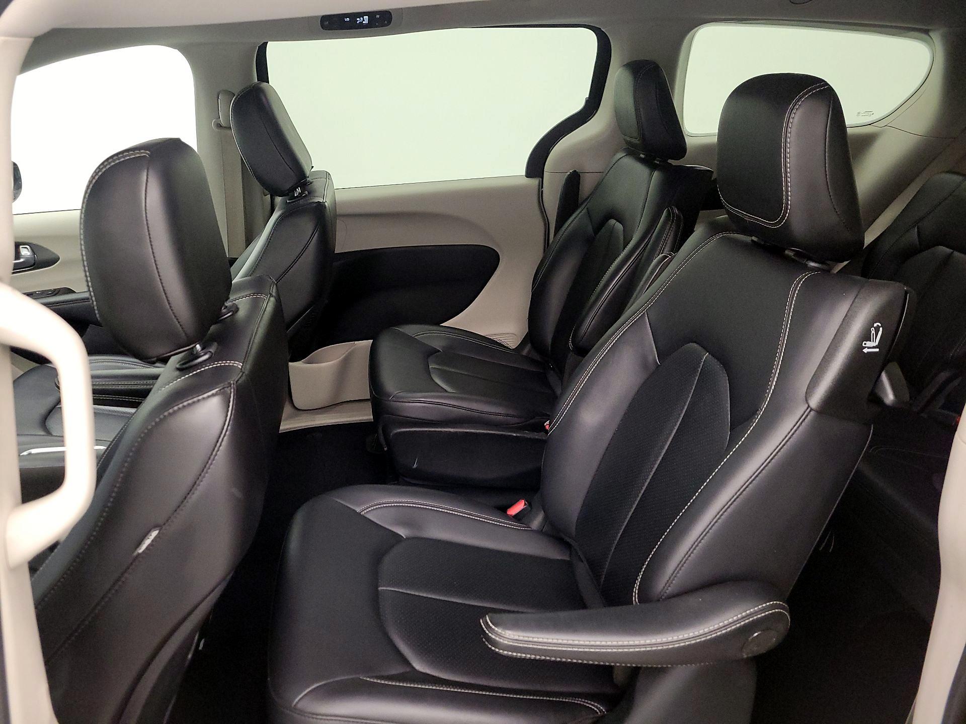 Thumbnail: 2024 Chrysler Pacifica - 20