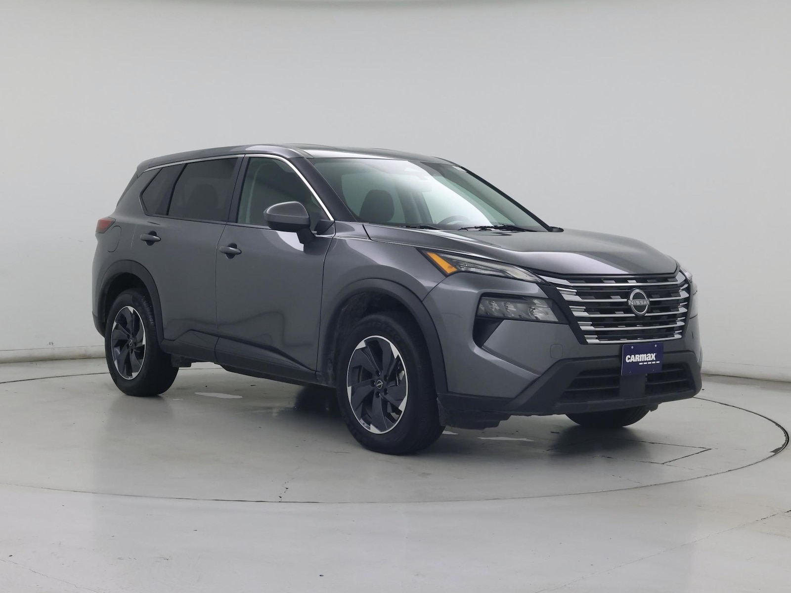 2024 Nissan Rogue SV - Photo 2