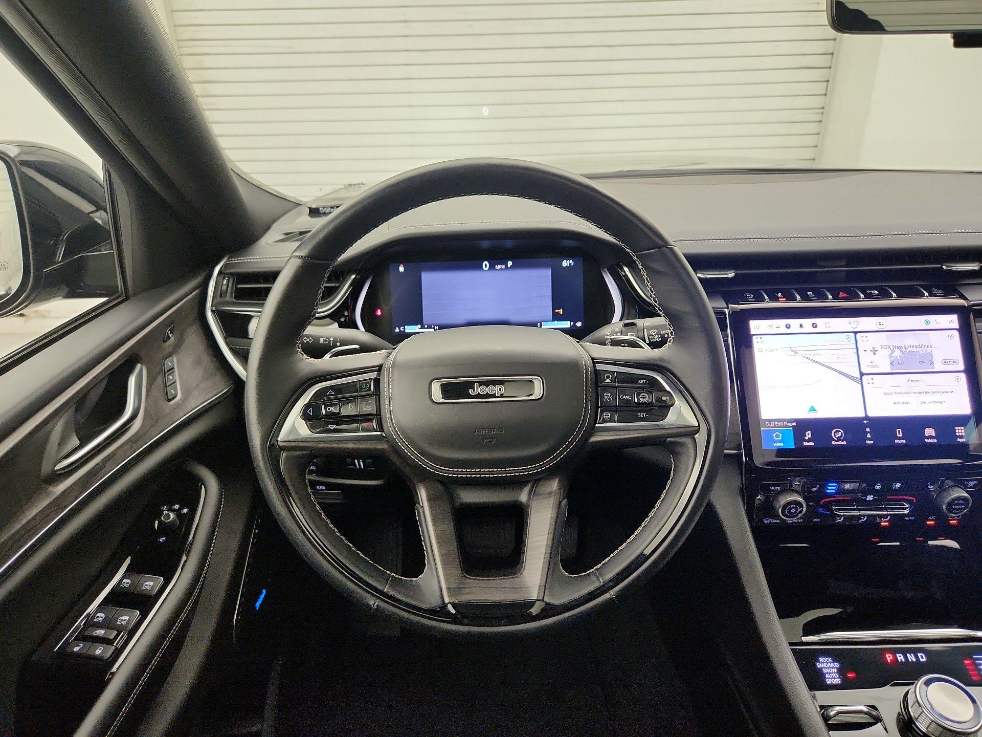 Thumbnail: 2022 Jeep Grand Cherokee - 10