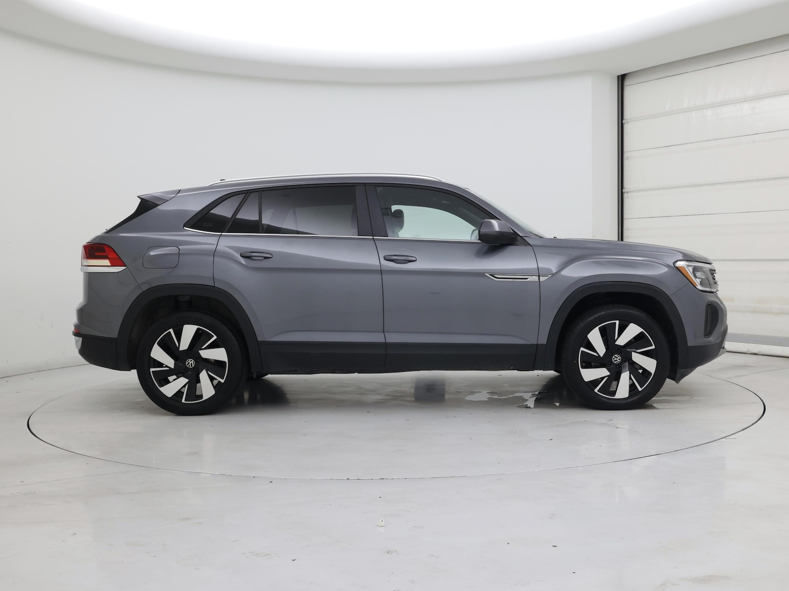2025 Volkswagen Atlas Cross Sport SE w/Tech - Photo 8