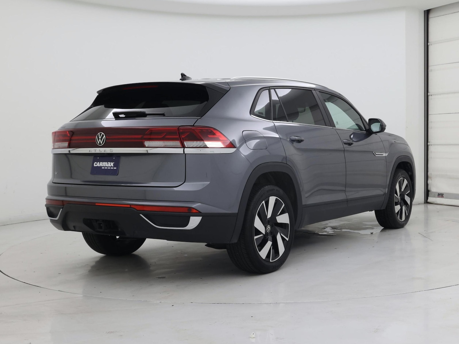 2025 Volkswagen Atlas Cross Sport SE w/Tech - Photo 9