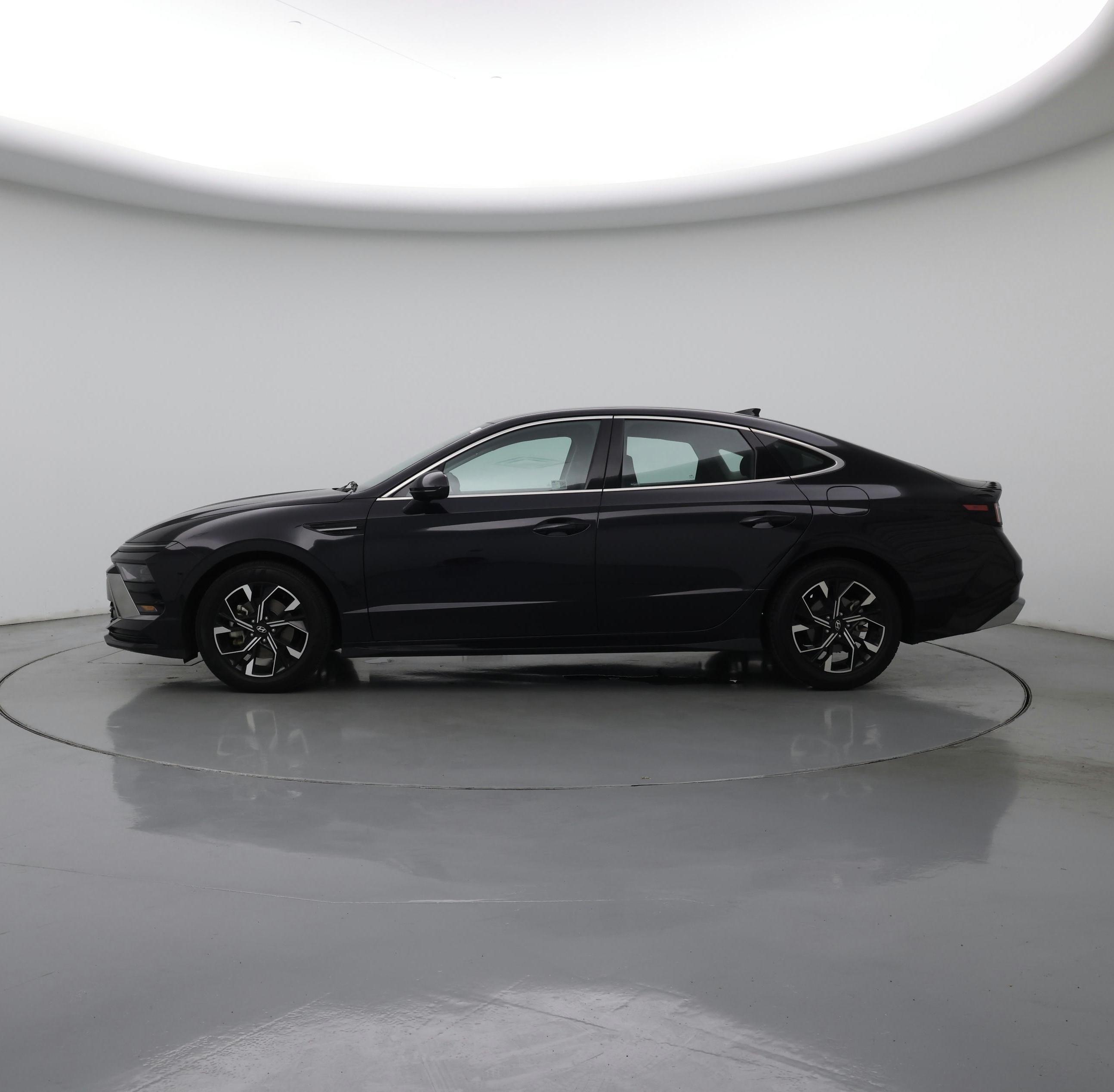 Thumbnail: 2025 Hyundai Sonata - 3