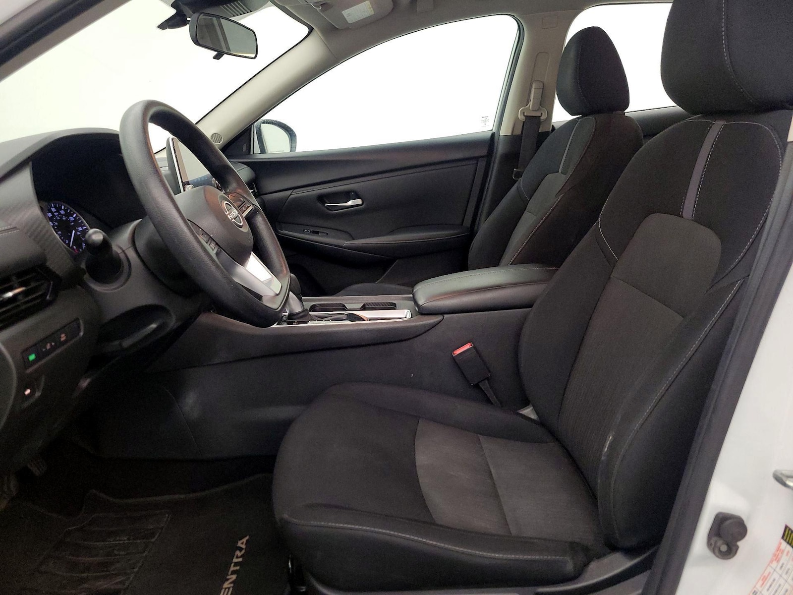 2024 Nissan Sentra SV - Photo 12