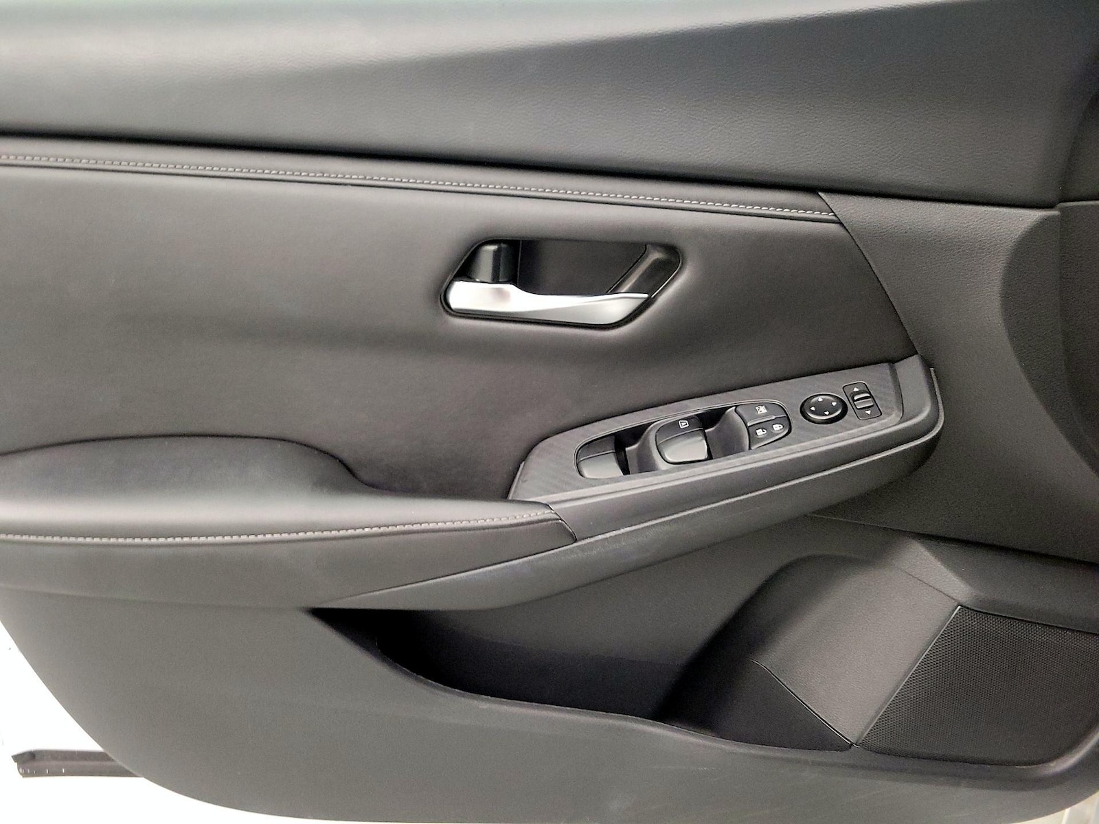 2024 Nissan Sentra SV - Photo 13