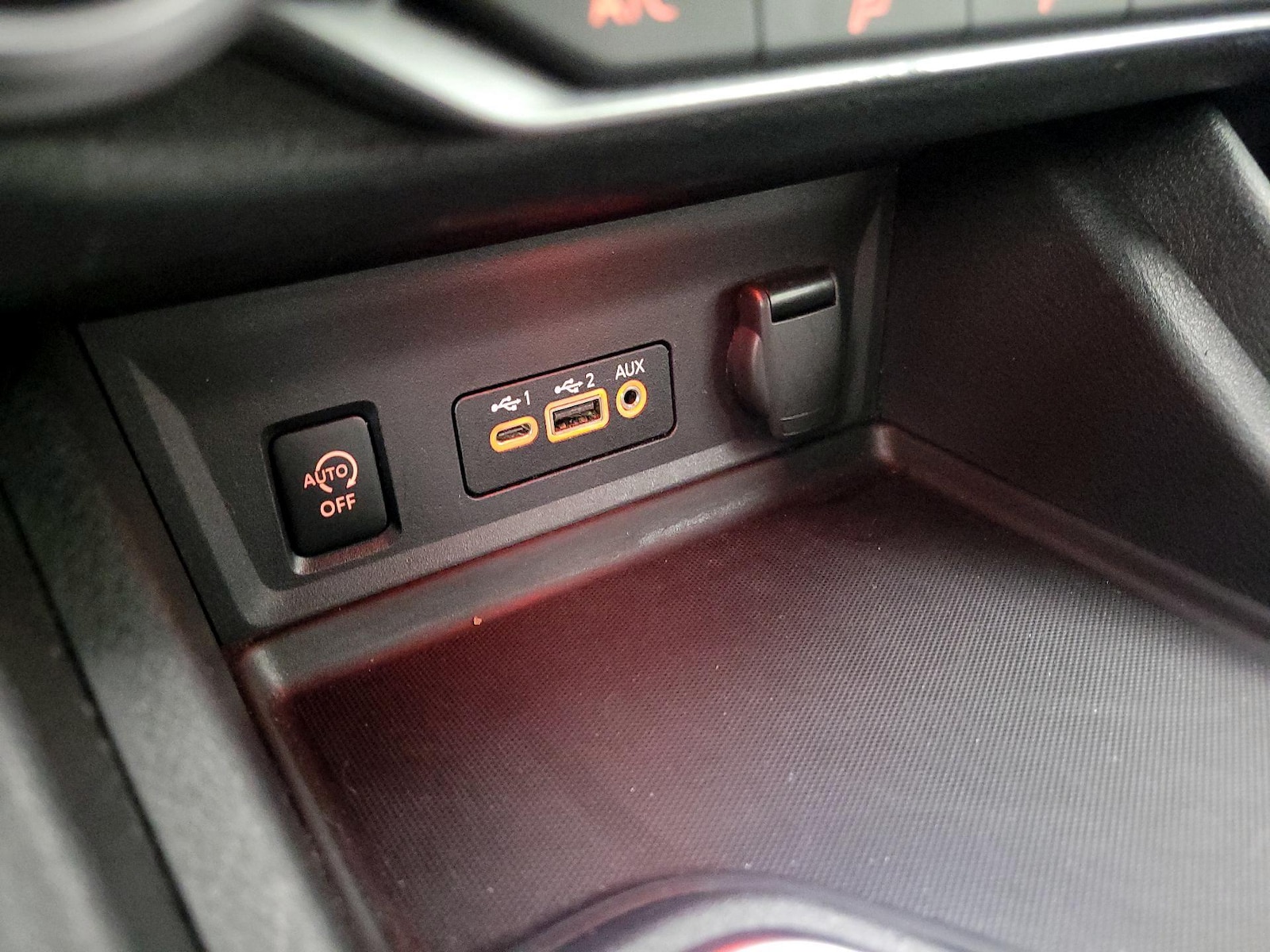 2024 Nissan Sentra SV - Photo 19