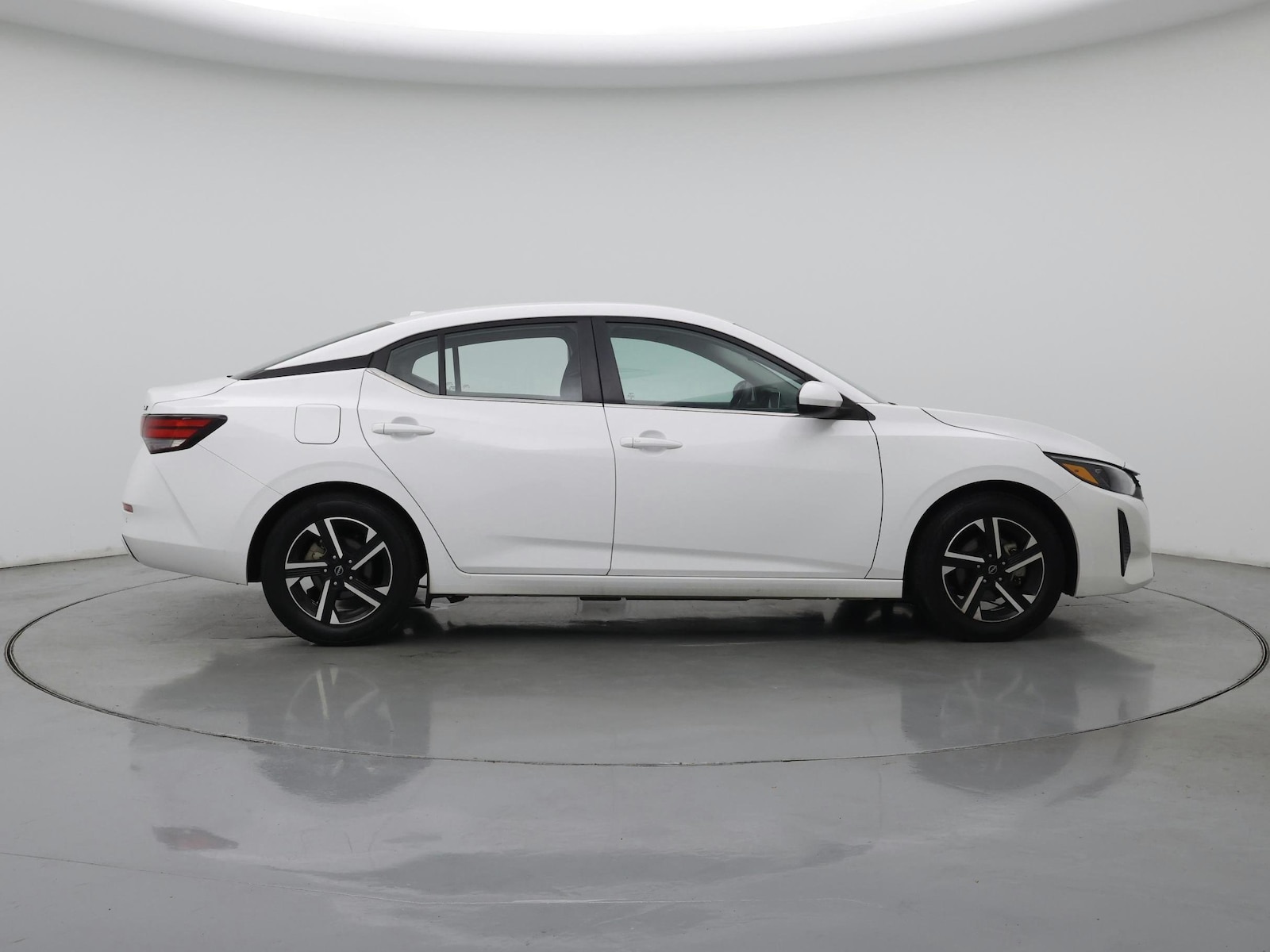 2024 Nissan Sentra SV - Photo 8