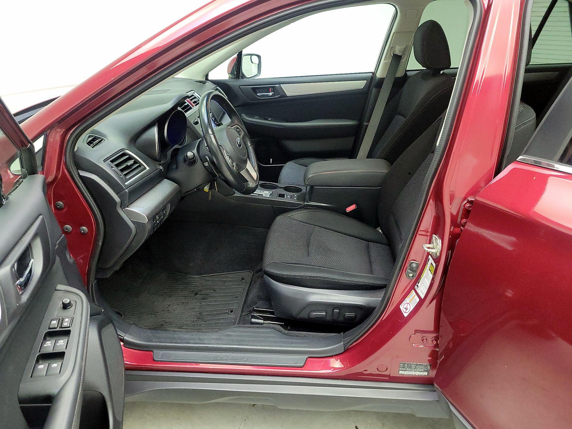 Thumbnail: 2015 Subaru Outback - 11