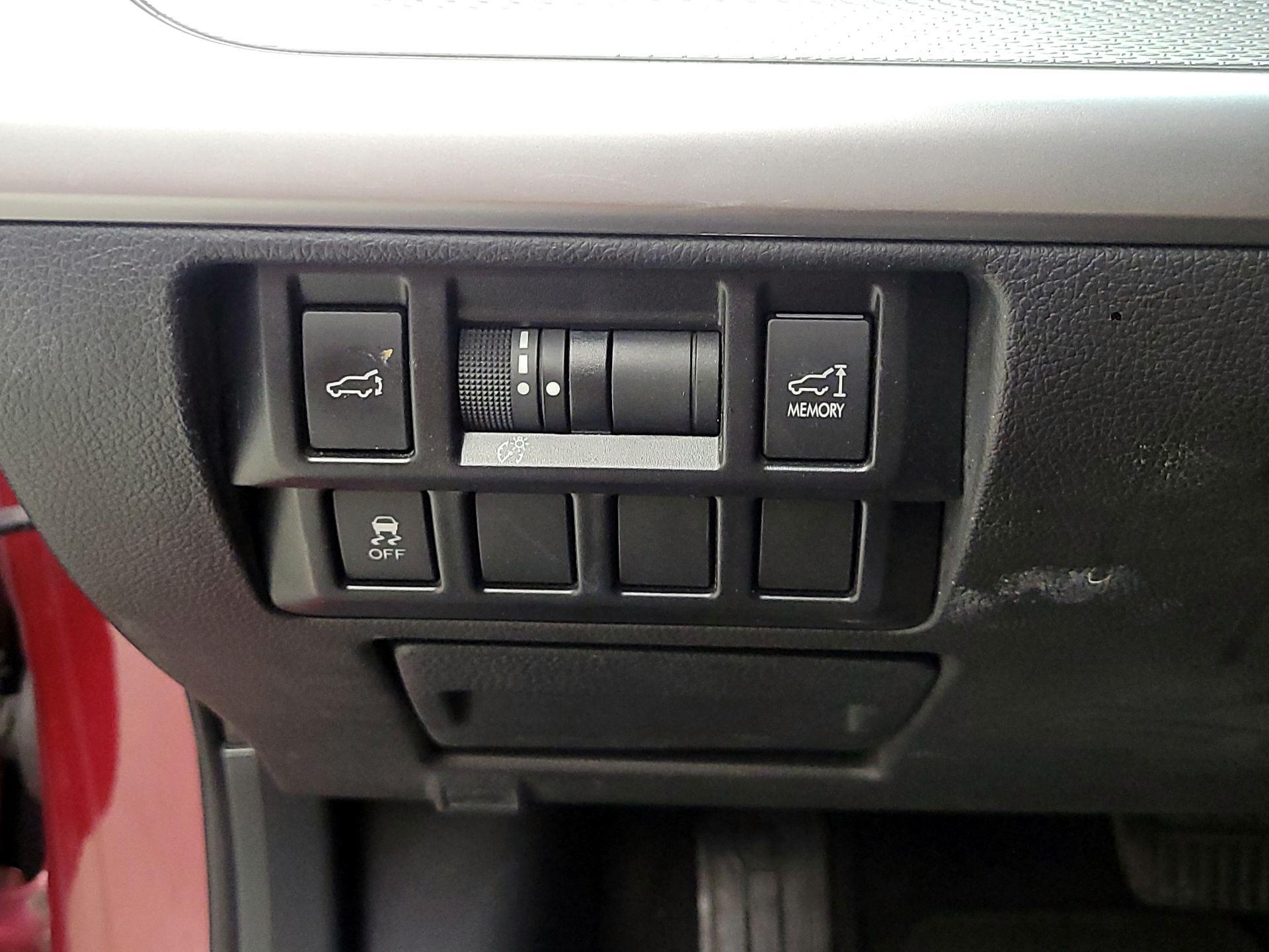 Thumbnail: 2015 Subaru Outback - 13