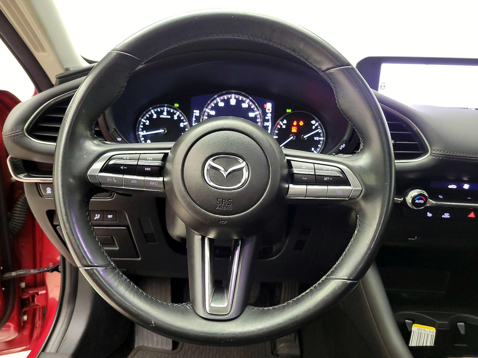 2021 Mazda Mazda3 Premium - Photo 11