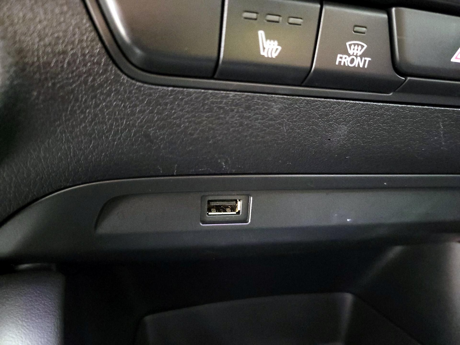 2021 Mazda Mazda3 Premium - Photo 20