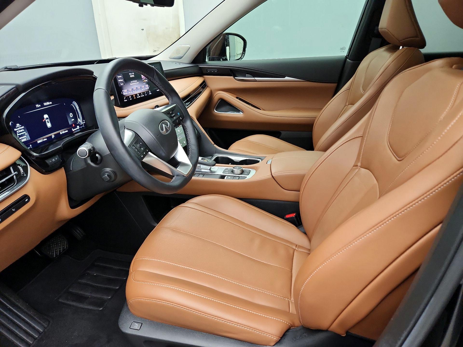 Thumbnail: 2023 INFINITI QX60 - 11