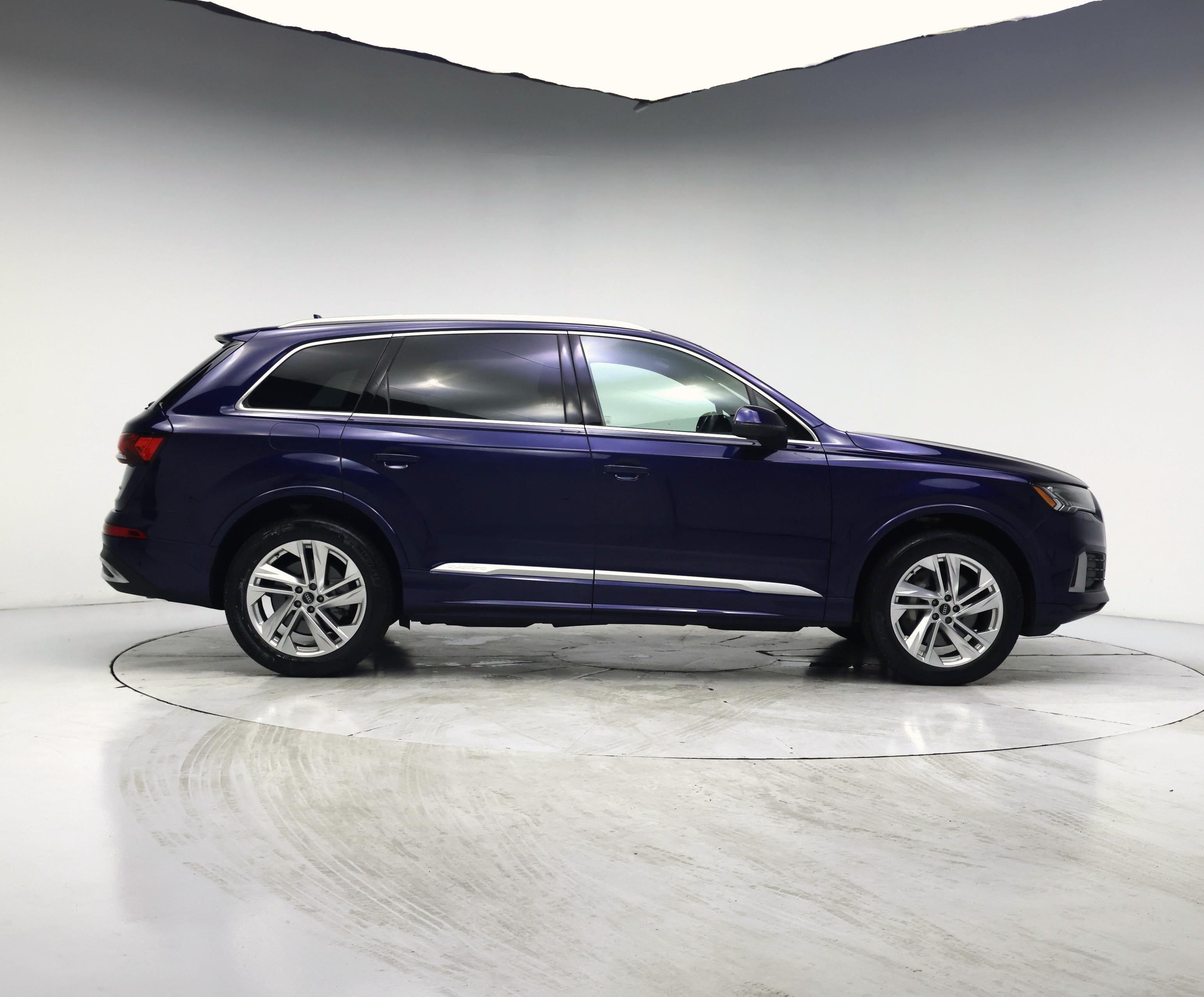 Thumbnail: 2021 Audi Q7 - 7
