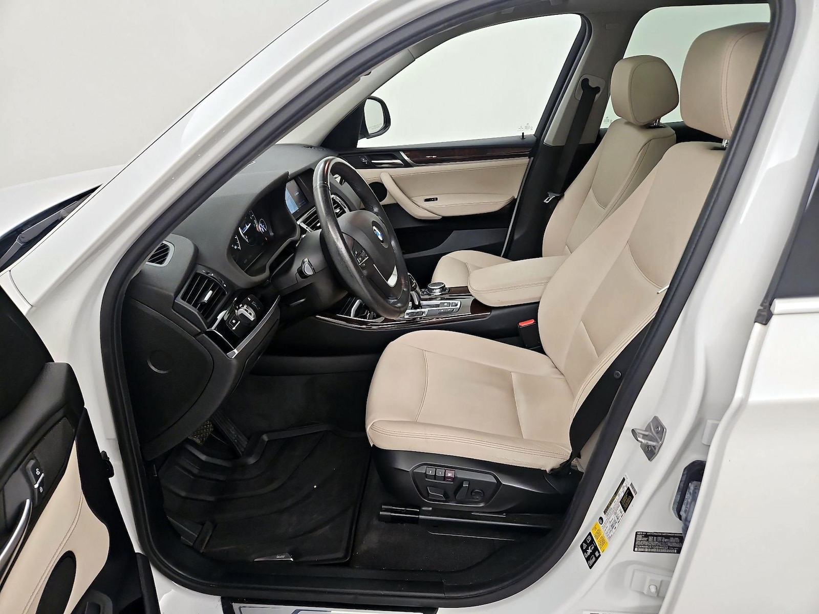 2016 BMW X3 xDrive28i - Photo 12
