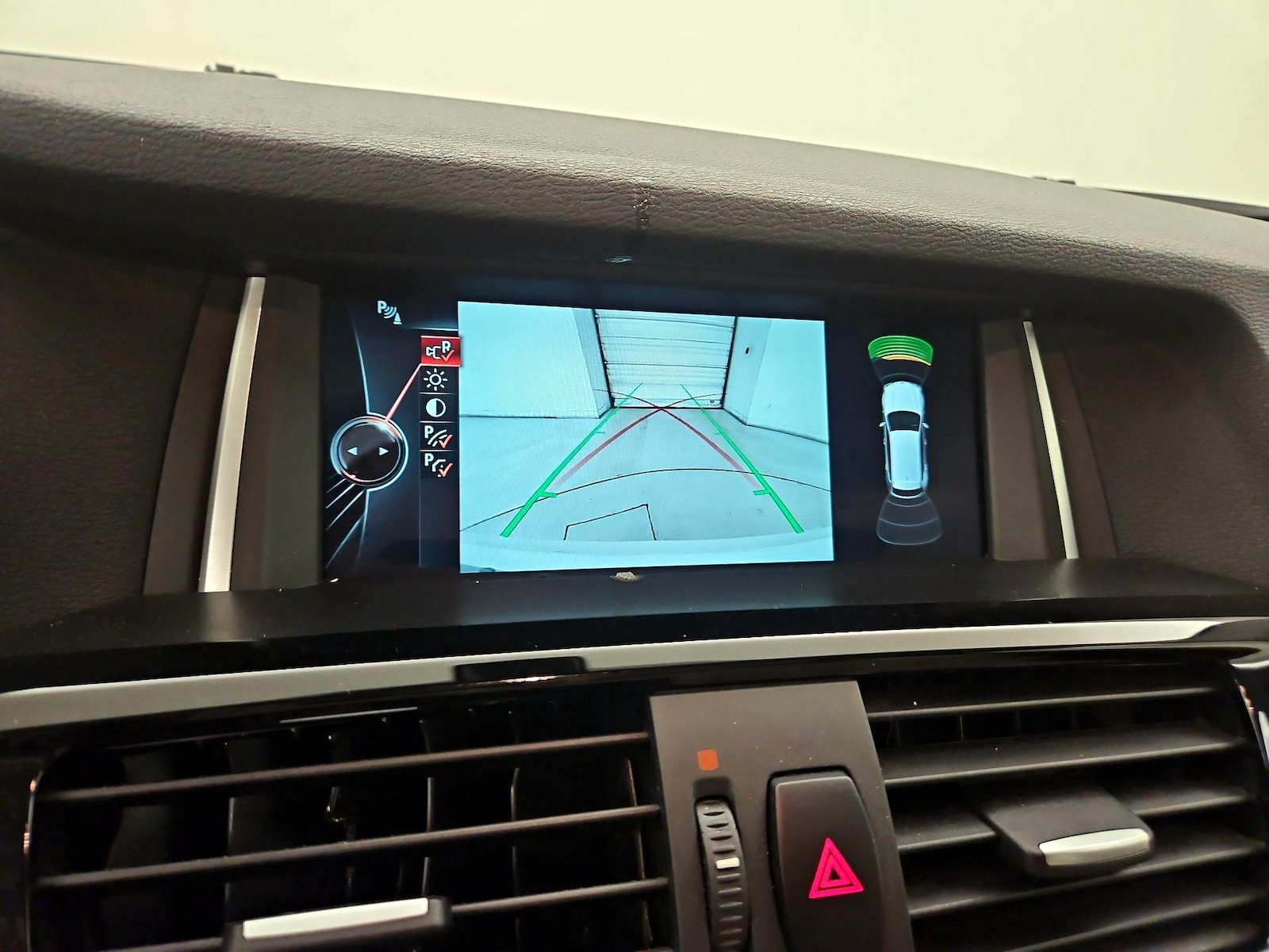 2016 BMW X3 xDrive28i - Photo 16