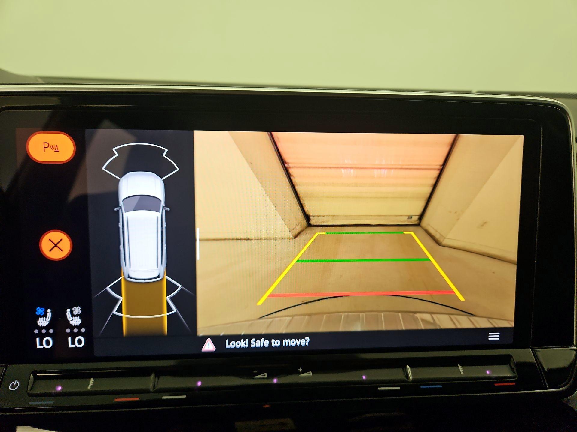 Thumbnail: 2024 Volkswagen Atlas - 15