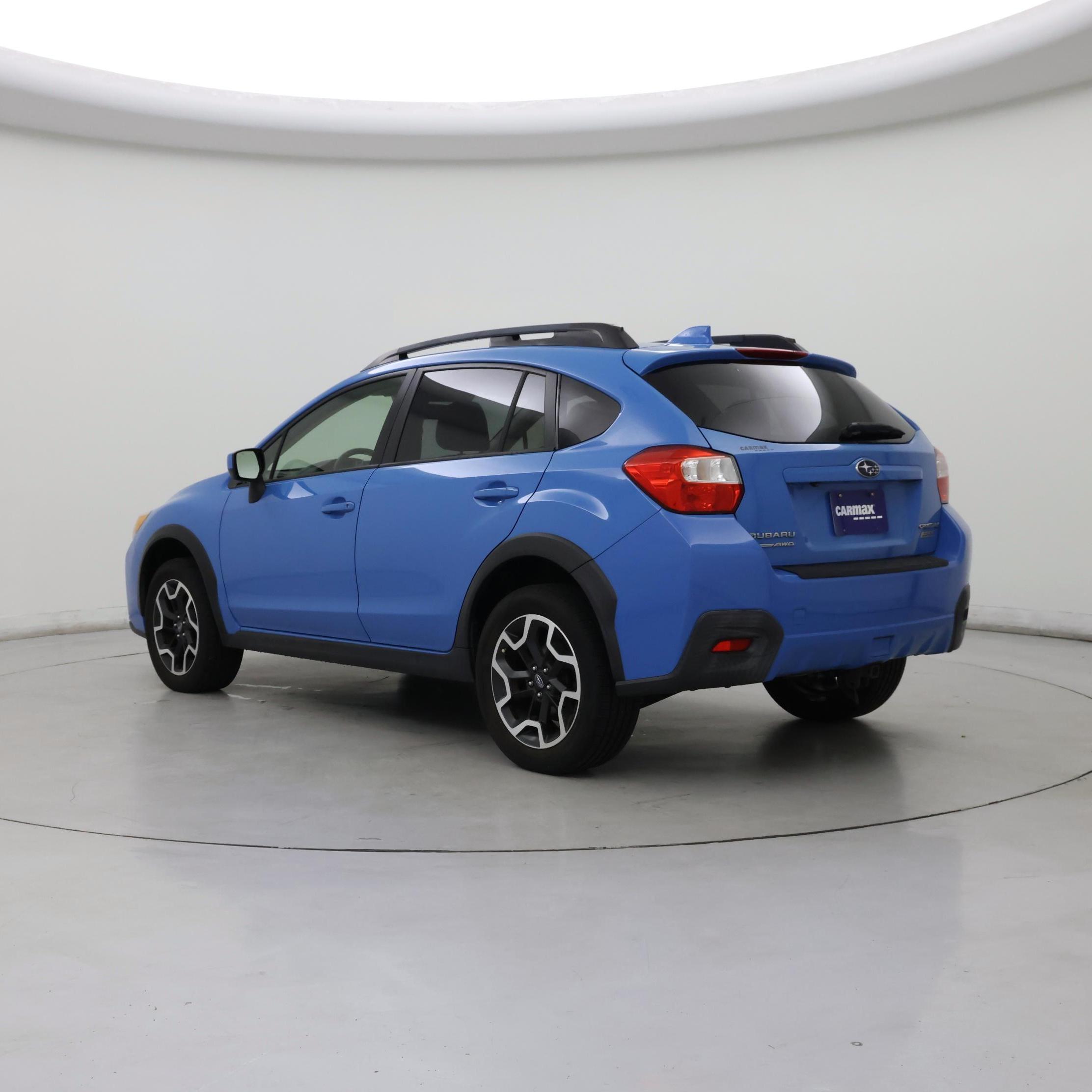 Thumbnail: 2017 Subaru Crosstrek - 2