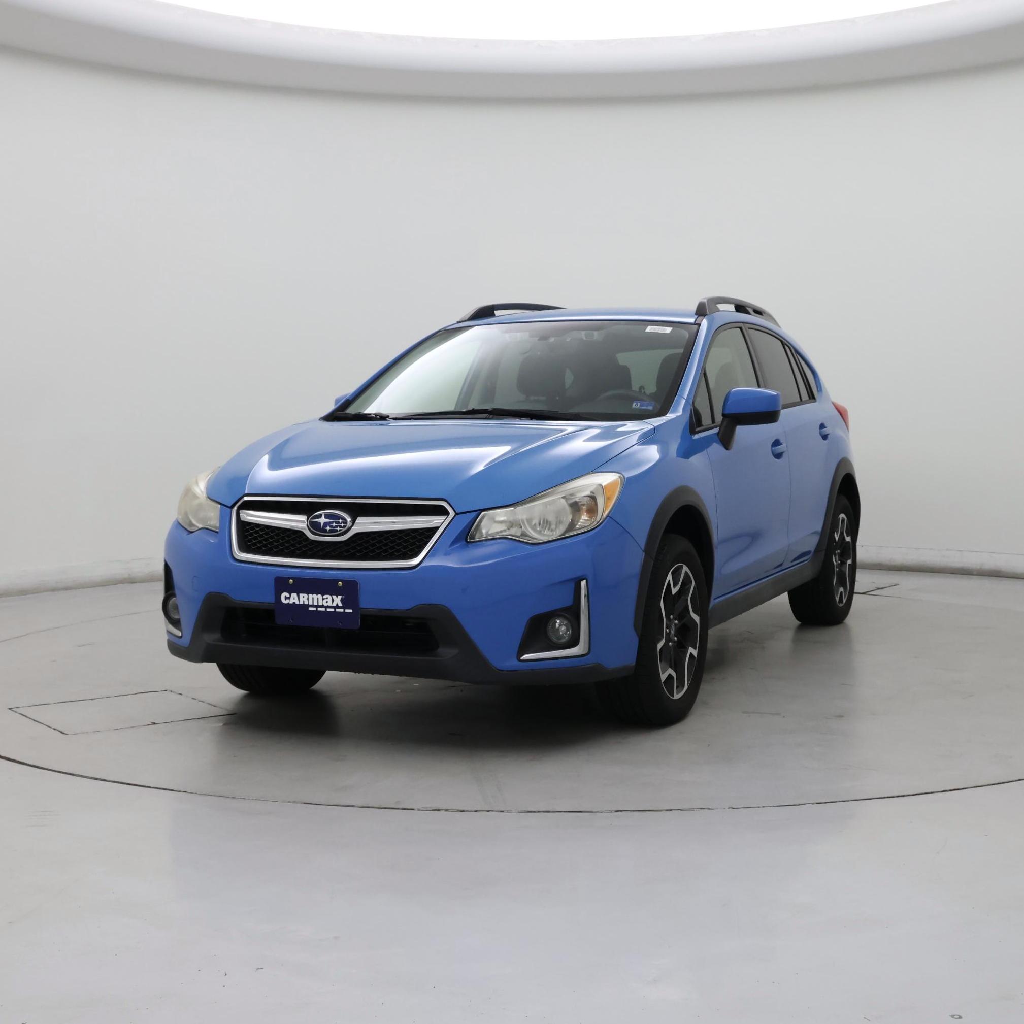 Thumbnail: 2017 Subaru Crosstrek - 4