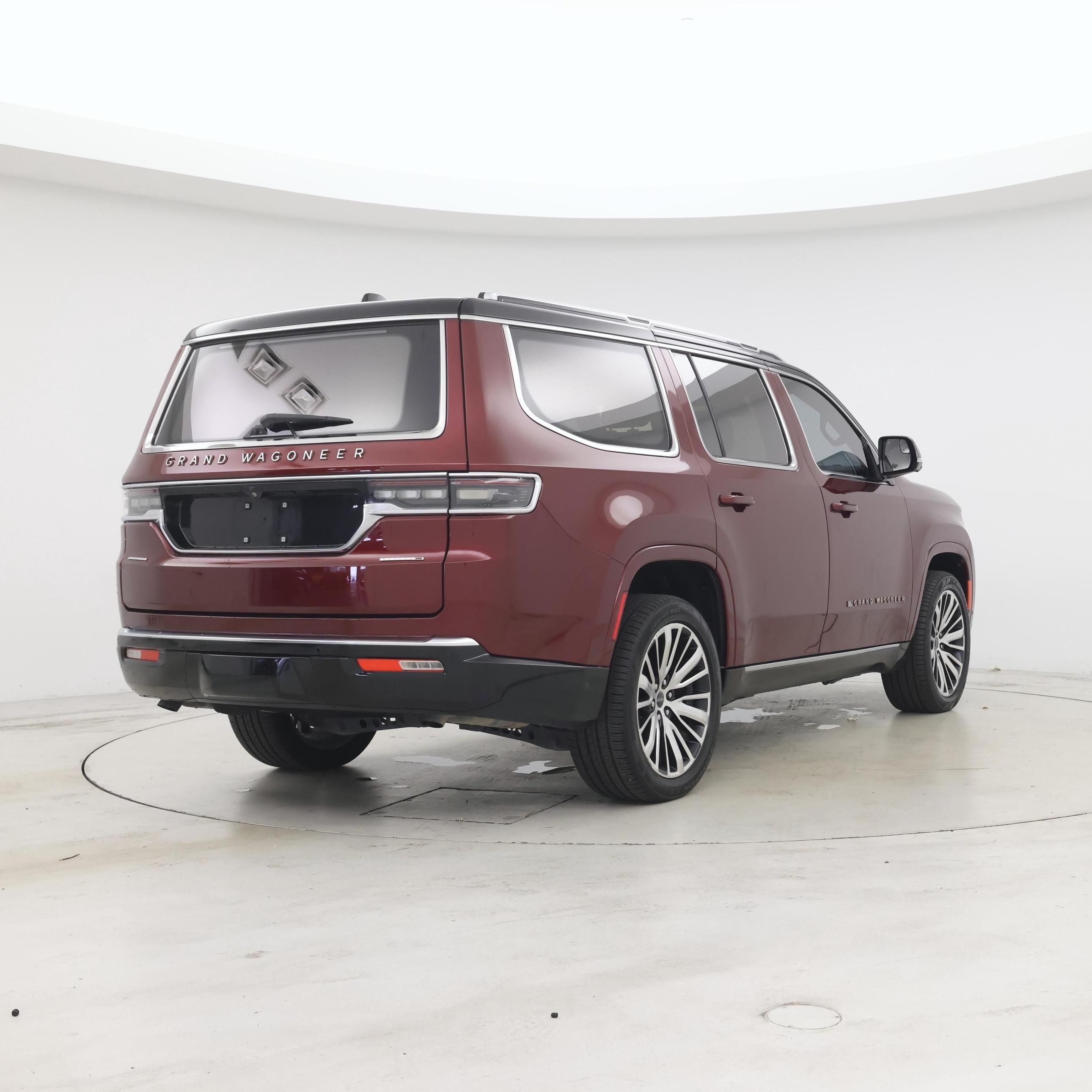 Thumbnail: 2022 Jeep Grand Wagoneer - 8