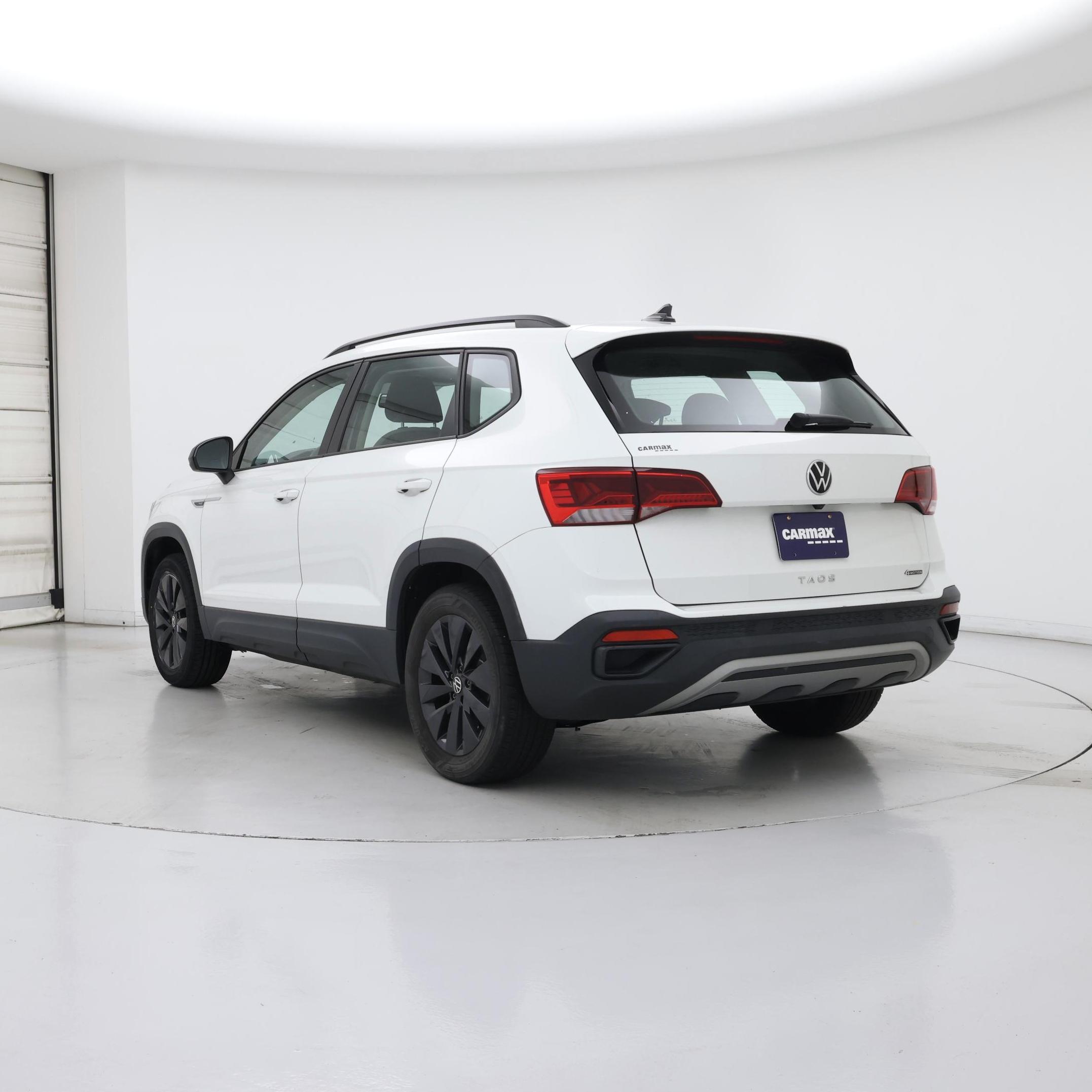Thumbnail: 2022 Volkswagen Taos - 2