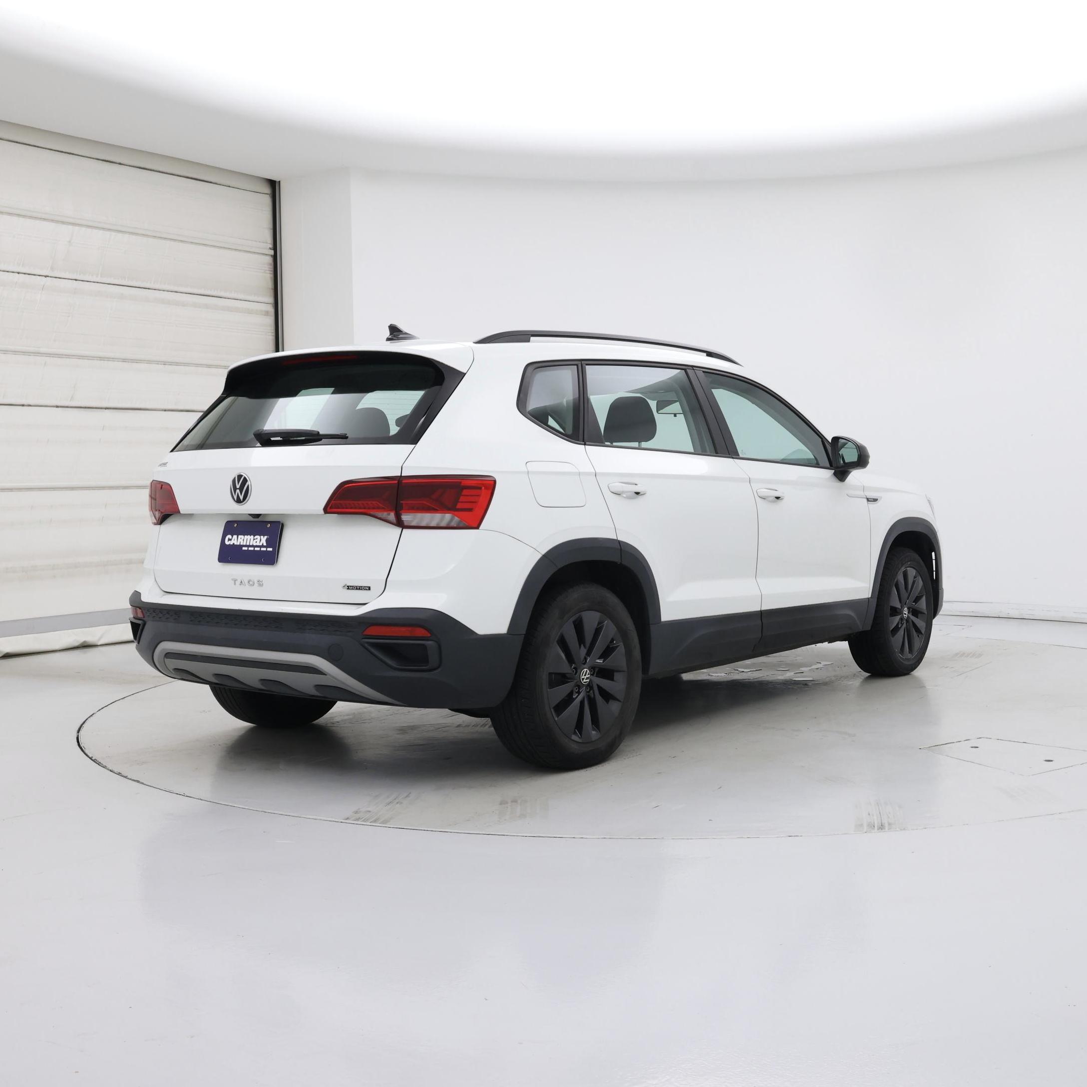 Thumbnail: 2022 Volkswagen Taos - 8