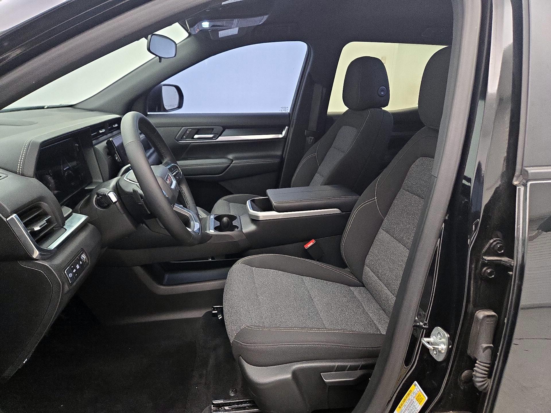 Thumbnail: 2025 GMC Terrain - 11
