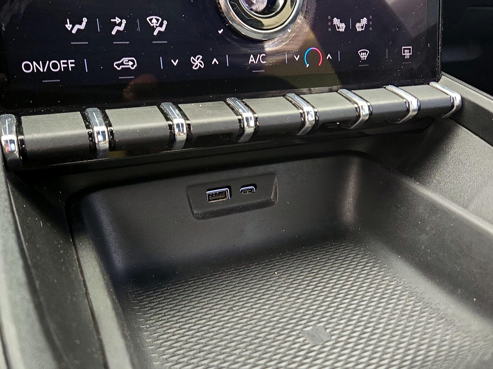 Thumbnail: 2025 GMC Terrain - 18