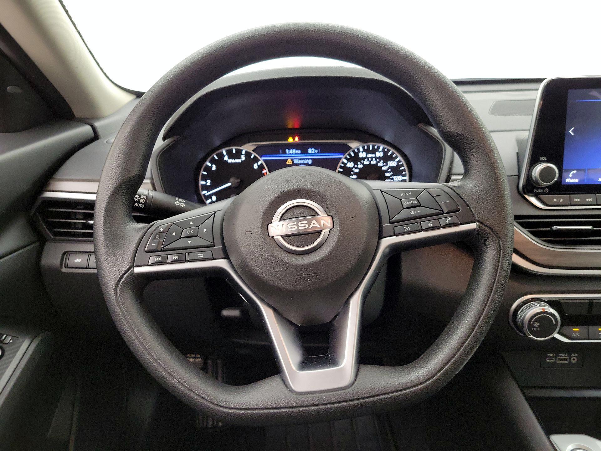 Thumbnail: 2024 Nissan Altima - 10
