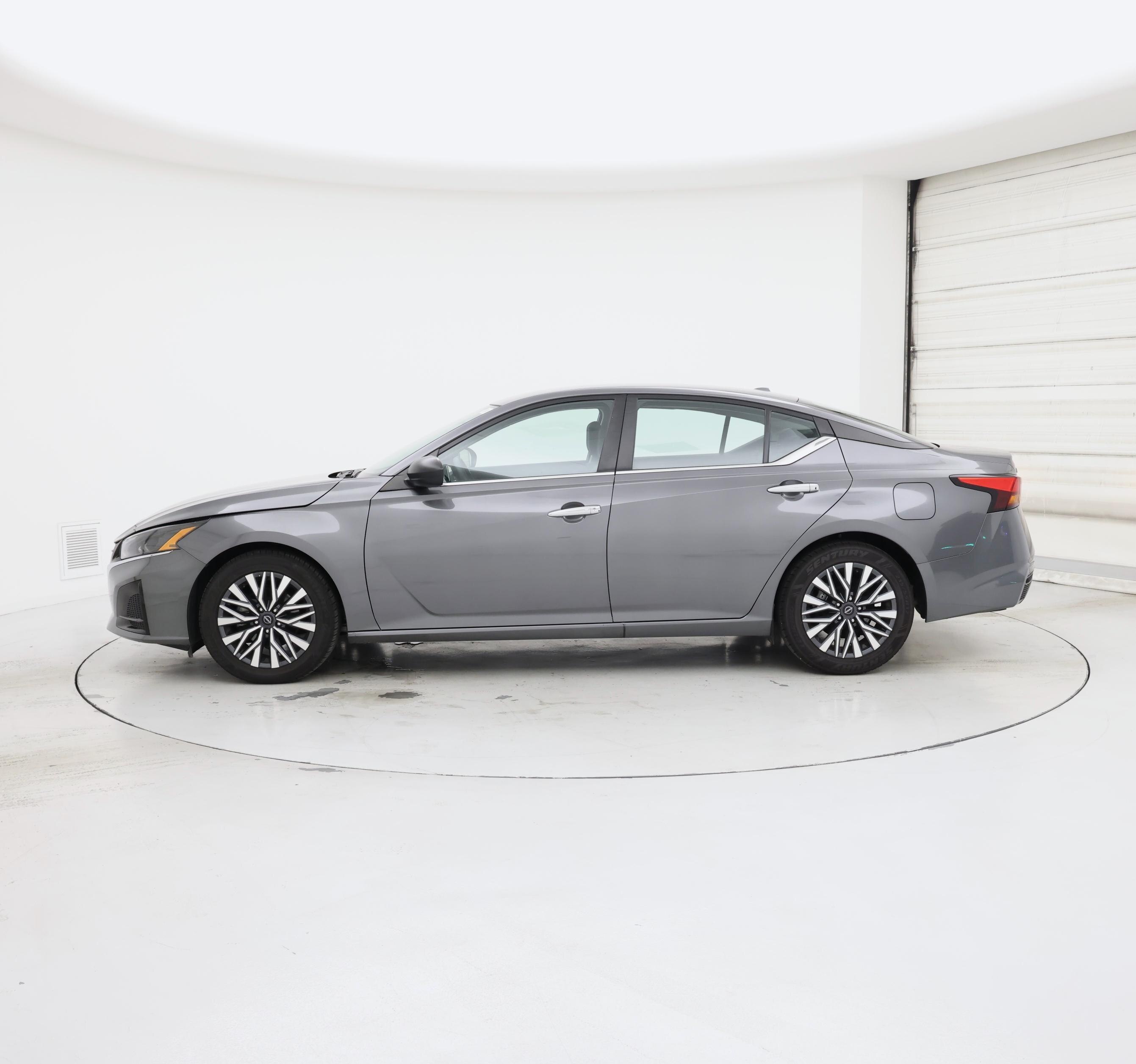 Thumbnail: 2024 Nissan Altima - 3