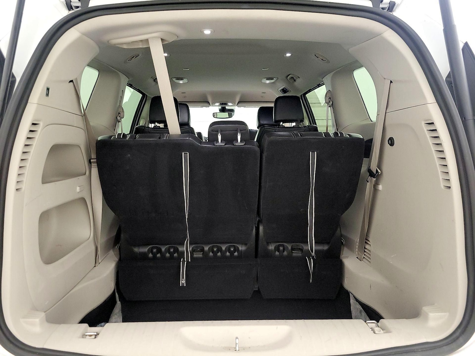 2024 Chrysler Pacifica Touring L - Photo 22