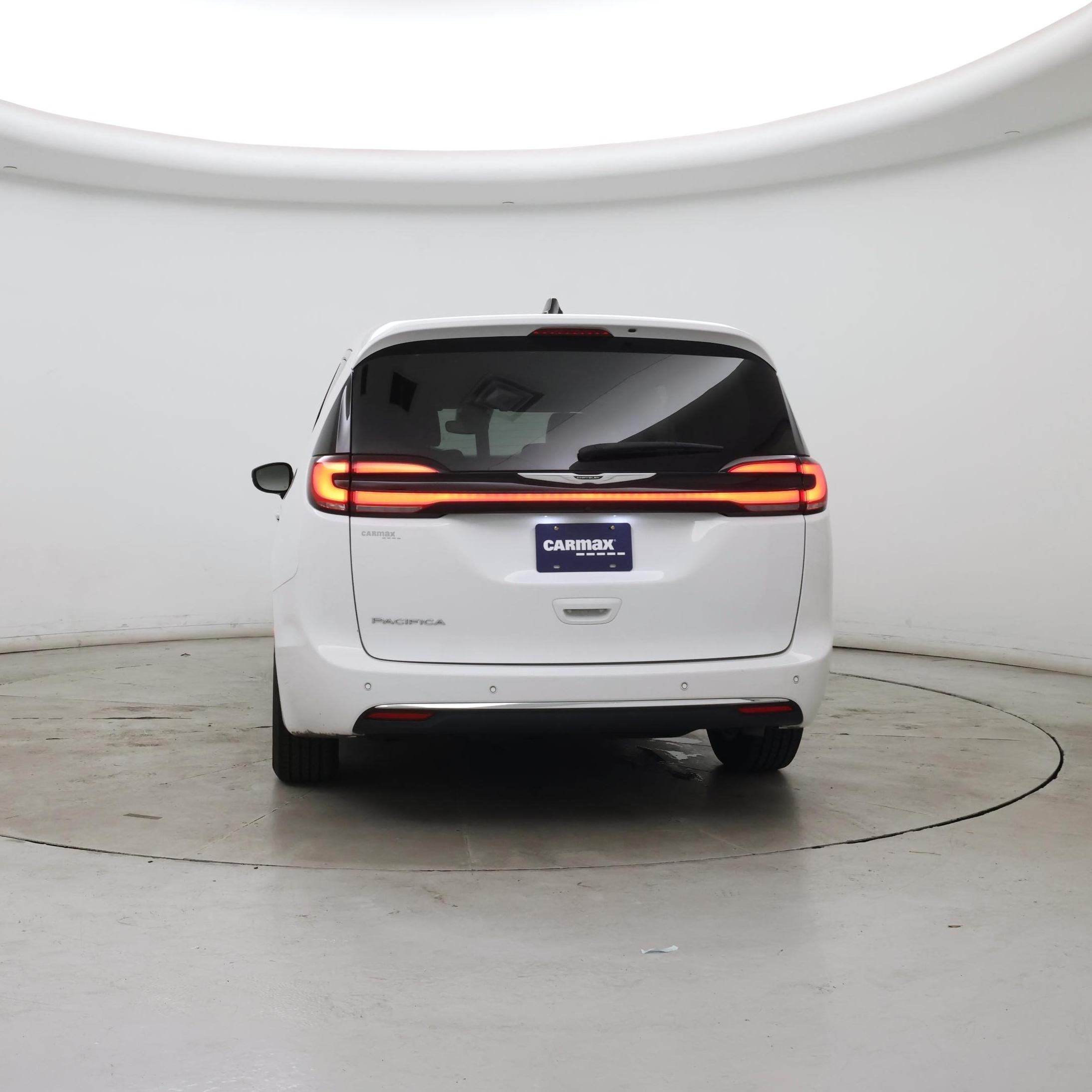 Thumbnail: 2024 Chrysler Pacifica - 6