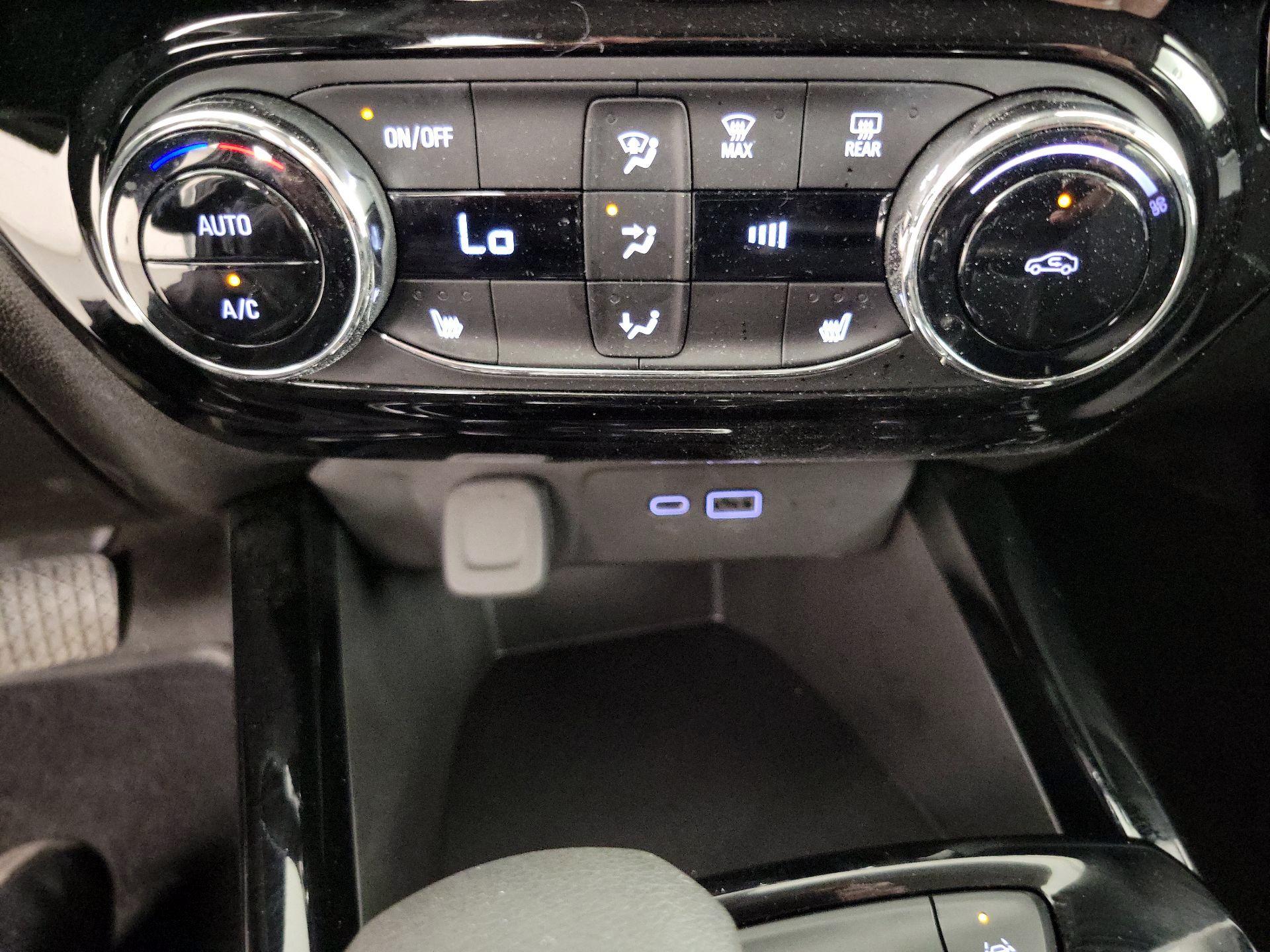 Thumbnail: 2025 Chevrolet Trax - 14