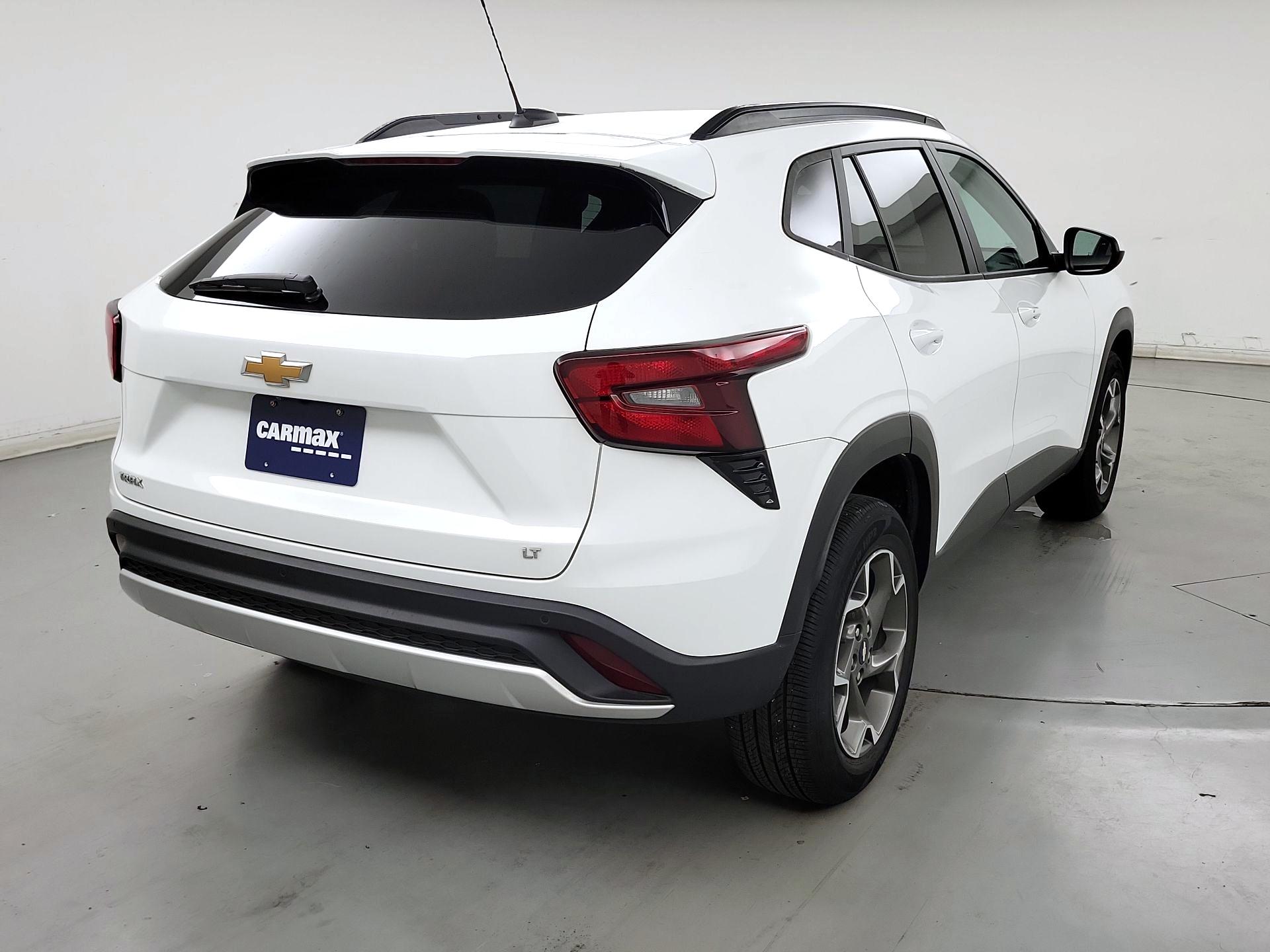 Thumbnail: 2025 Chevrolet Trax - 5