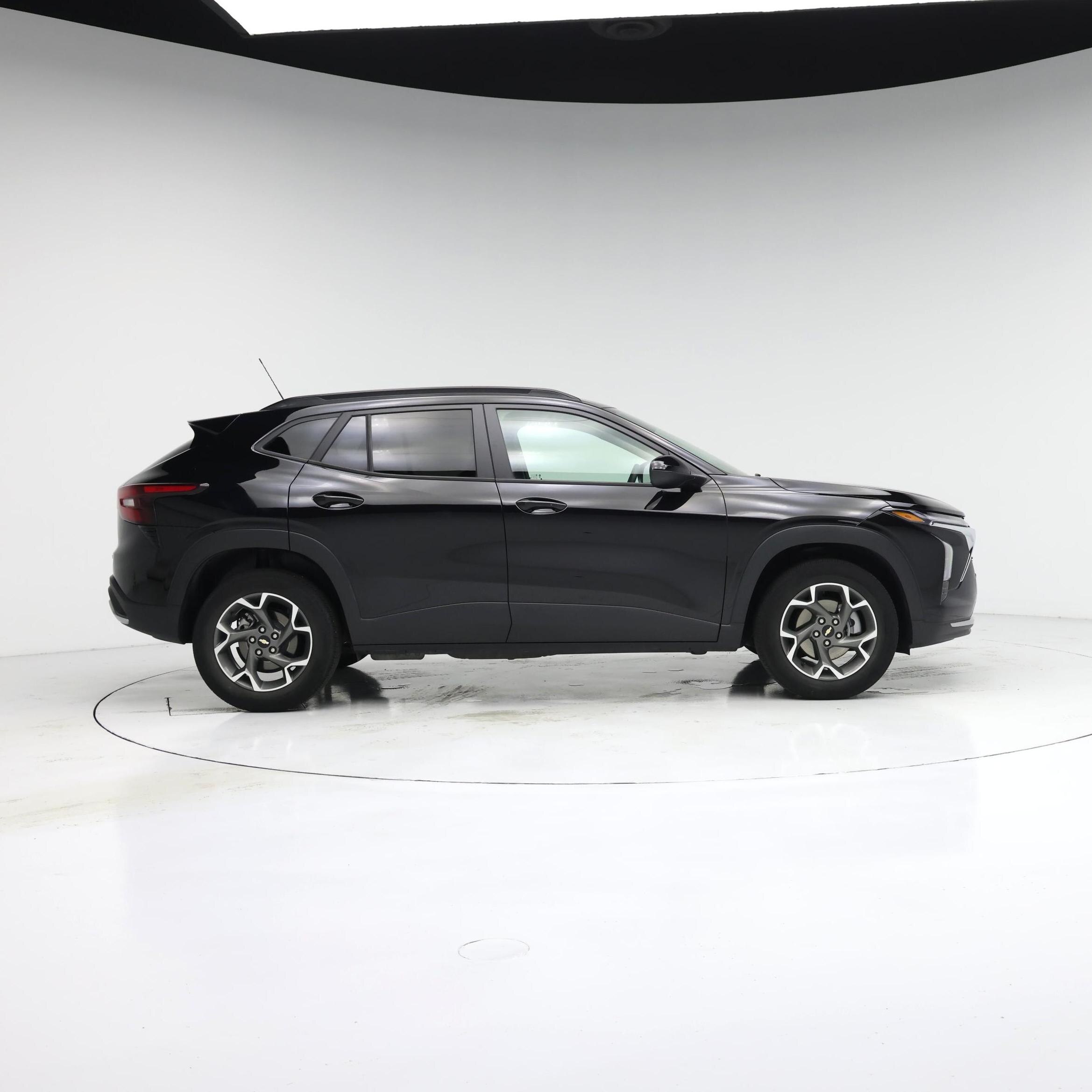 Thumbnail: 2025 Chevrolet Trax - 7