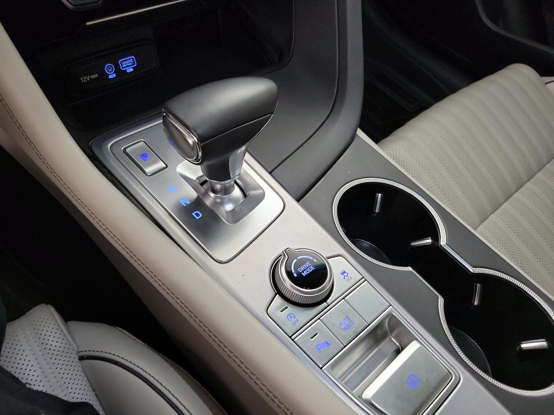 Thumbnail: 2020 Genesis G70 - 16