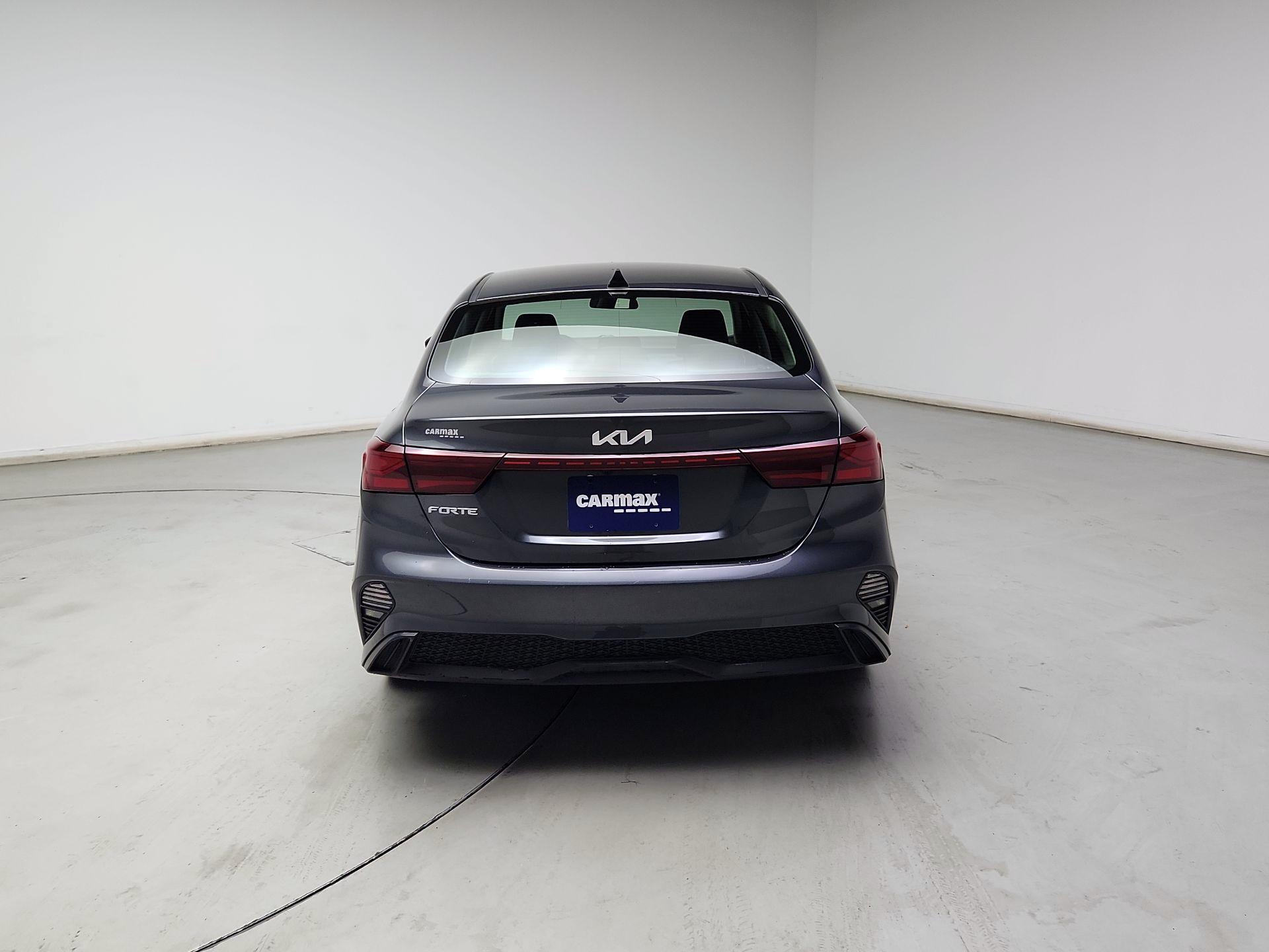 Thumbnail: 2024 Kia Forte - 6
