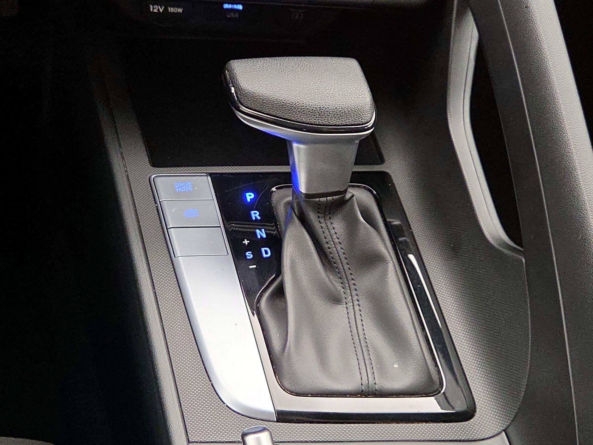 Thumbnail: 2024 Hyundai Elantra - 18
