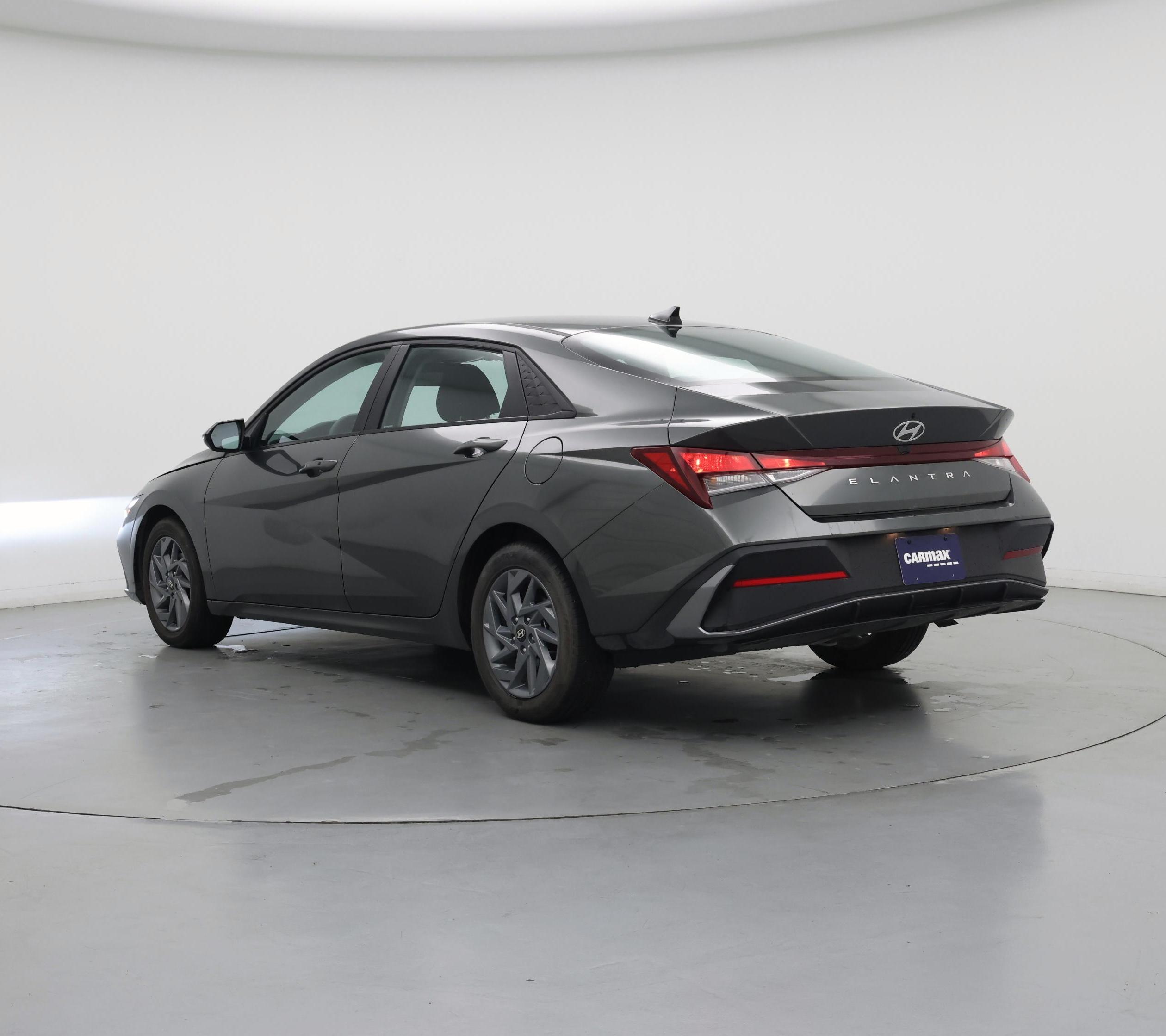 Thumbnail: 2024 Hyundai Elantra - 2