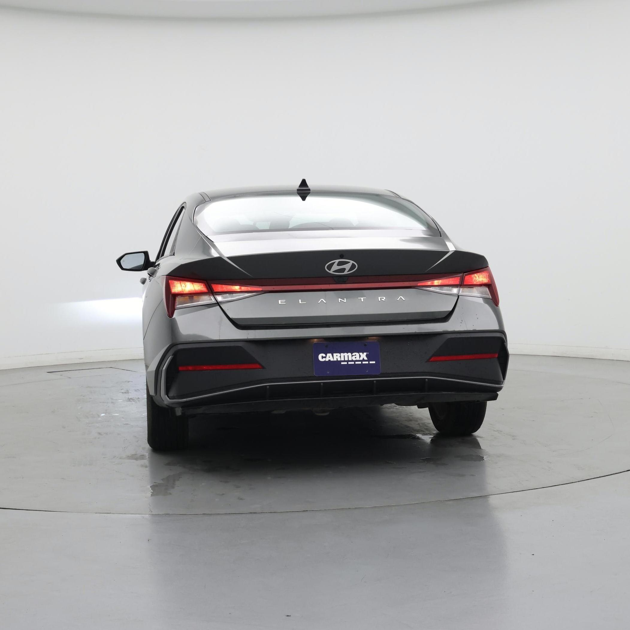 Thumbnail: 2024 Hyundai Elantra - 6