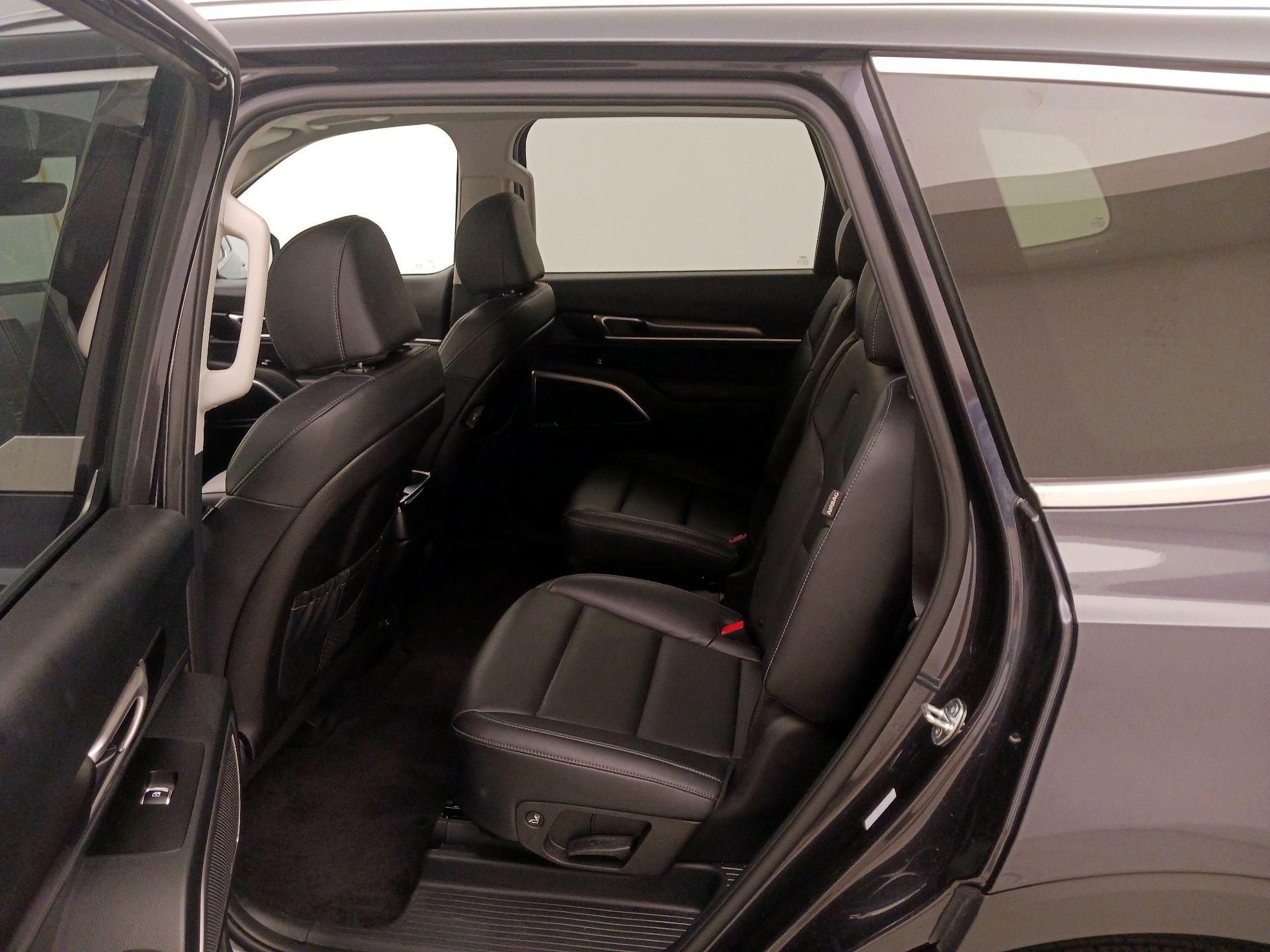 Thumbnail: 2025 Kia Telluride - 19