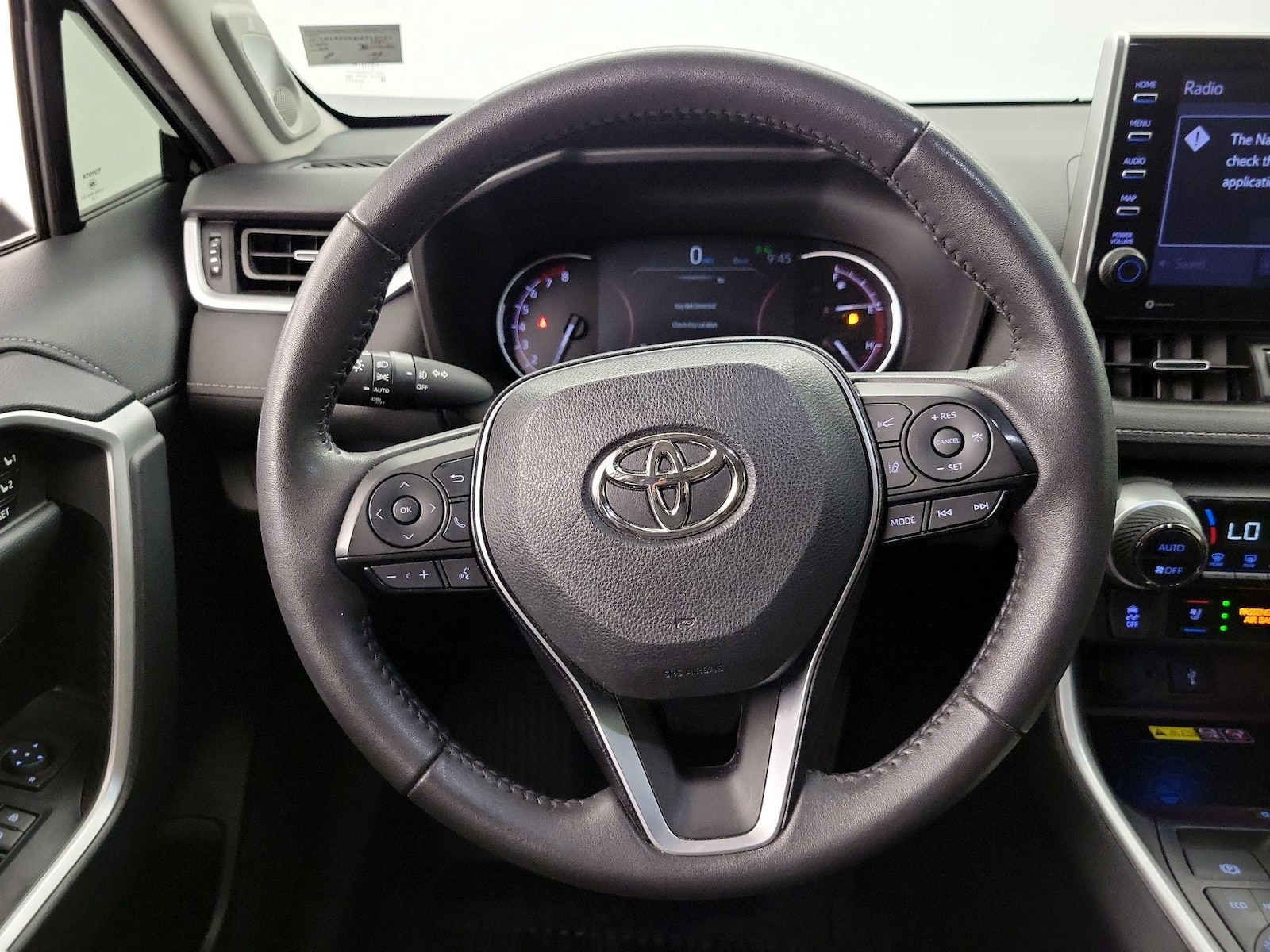 2022 Toyota RAV4 Limited - Photo 11