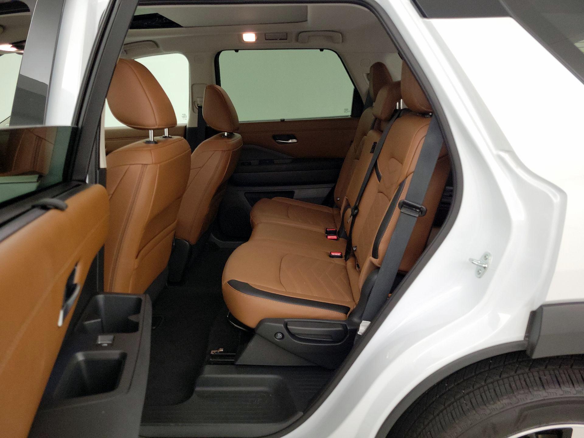 Thumbnail: 2025 Nissan Pathfinder - 20