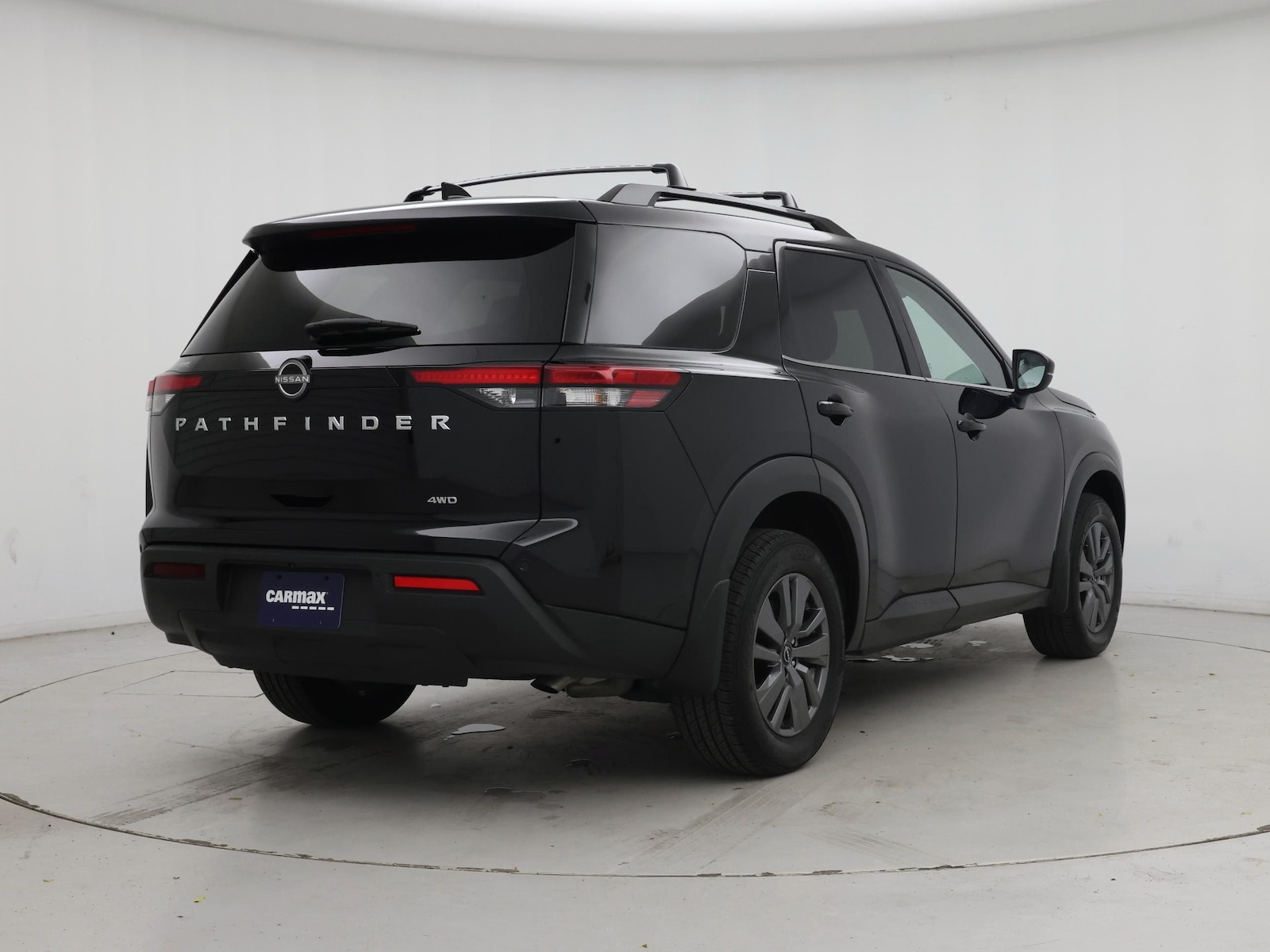 2025 Nissan Pathfinder SV - Photo 9