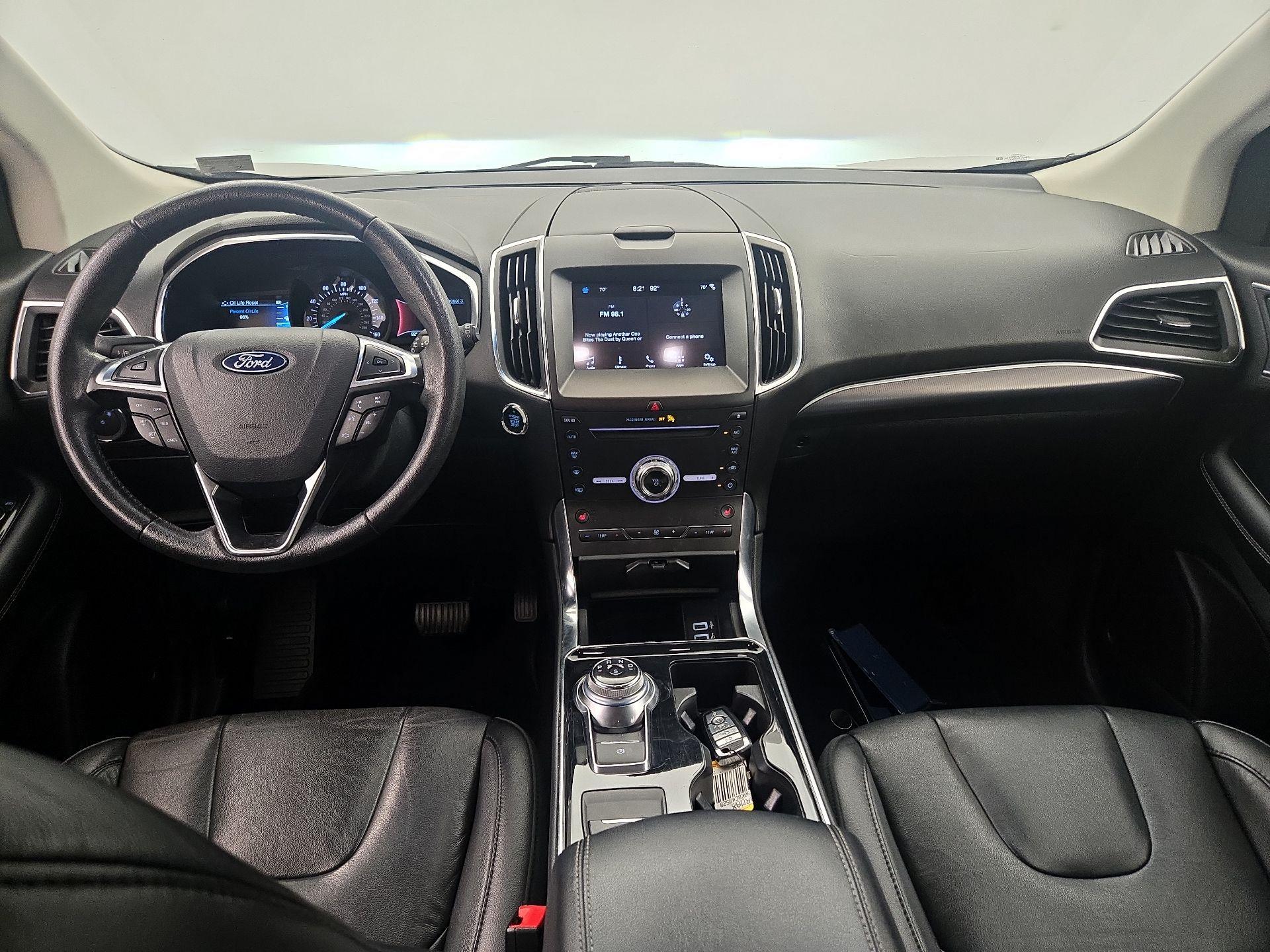 Thumbnail: 2019 Ford Edge - 9